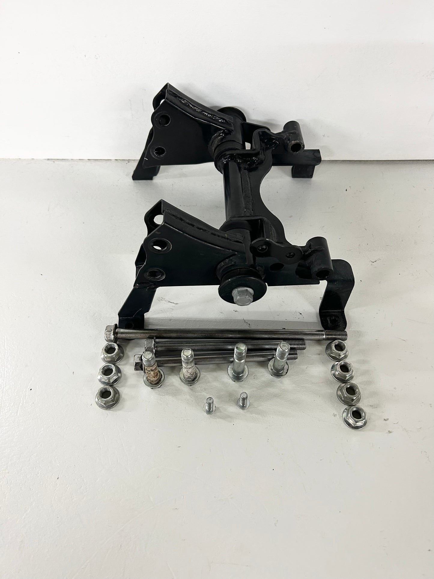 2013 2014 2015 2016 2017 Kawasaki Ninja 300 motor mounts (GM ID# 001378 )