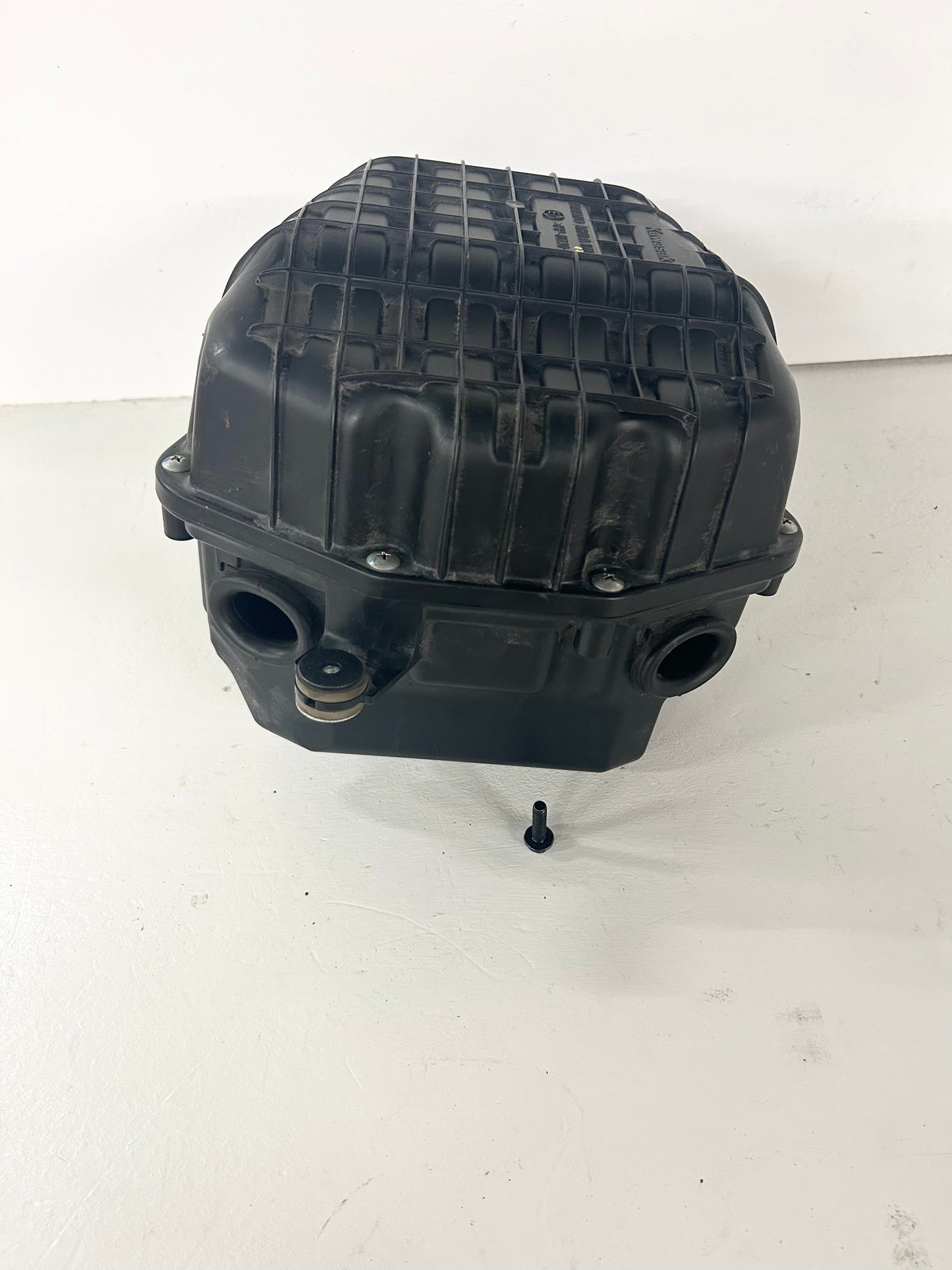 2018 2019 2020 2021 2022 Kawasaki Ninja 400 Z400 Air cleaner box airbox (GM ID# 001424 )