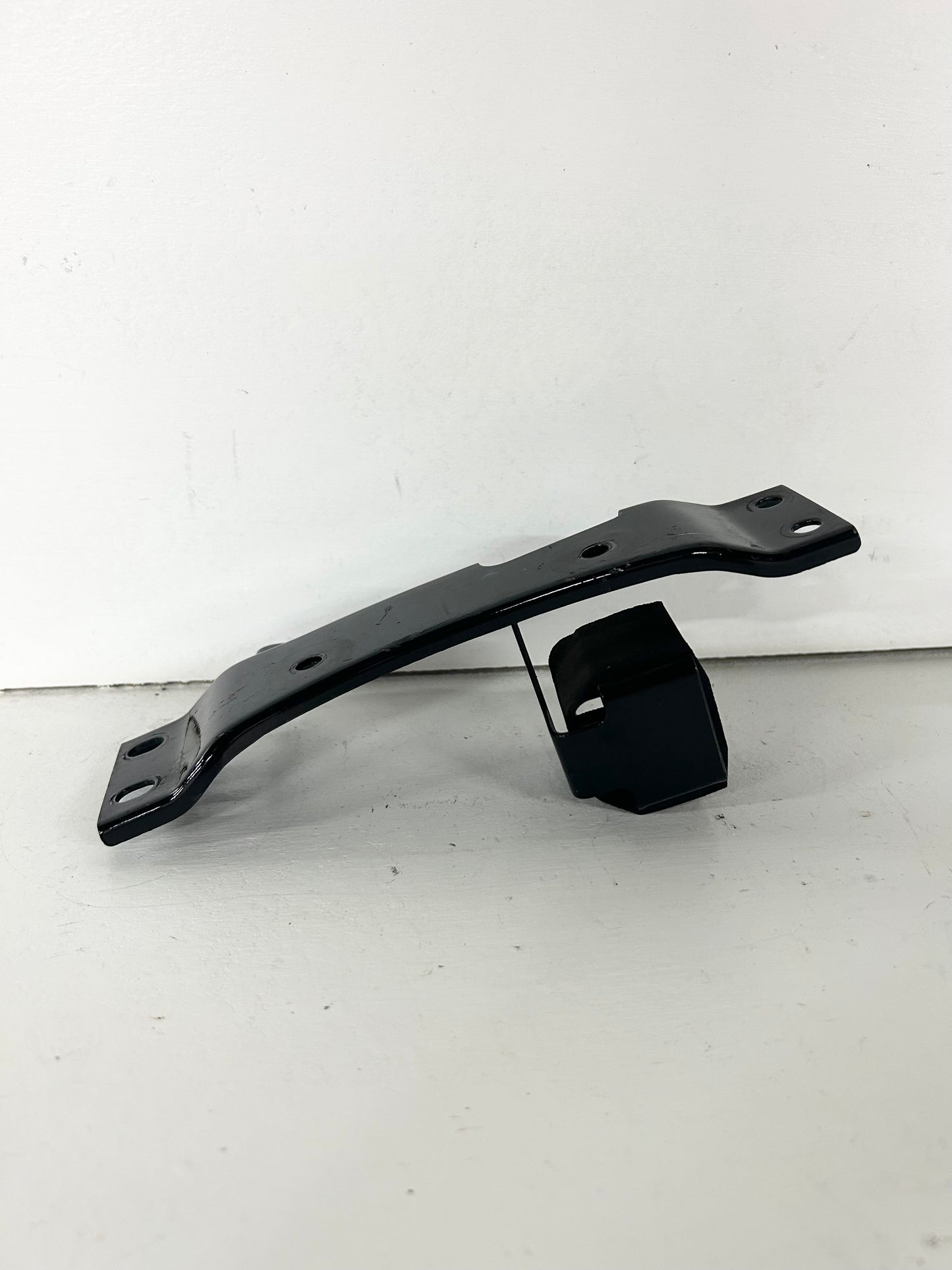 2013 2014 2015 2016 2017 Kawasaki Ninja 300 gas tank bracket (GM ID# 001363 )