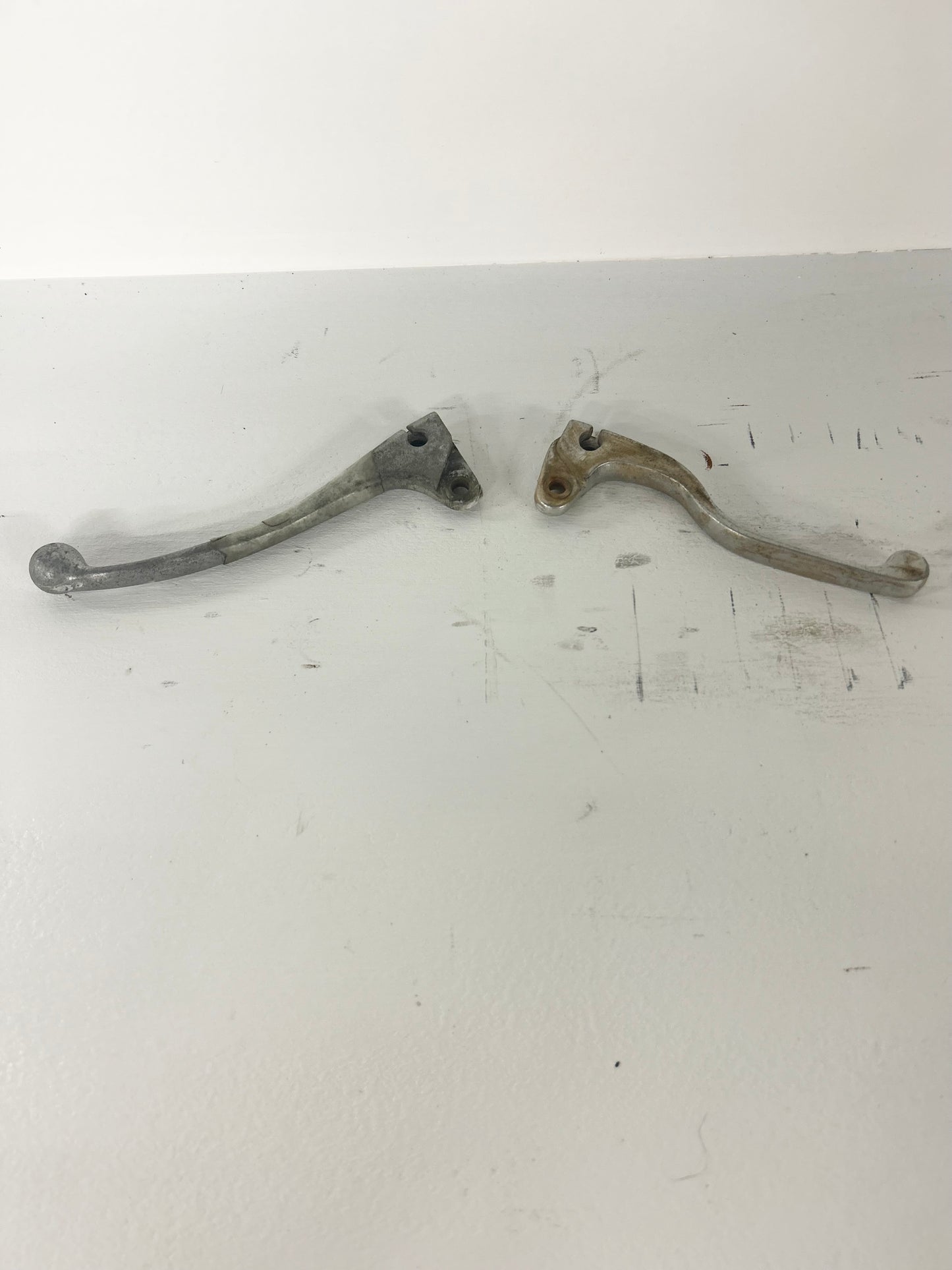 1979 1980 Honda XR500 Levers Clutch Lever Brake Lever ( GM ID# 001539 )