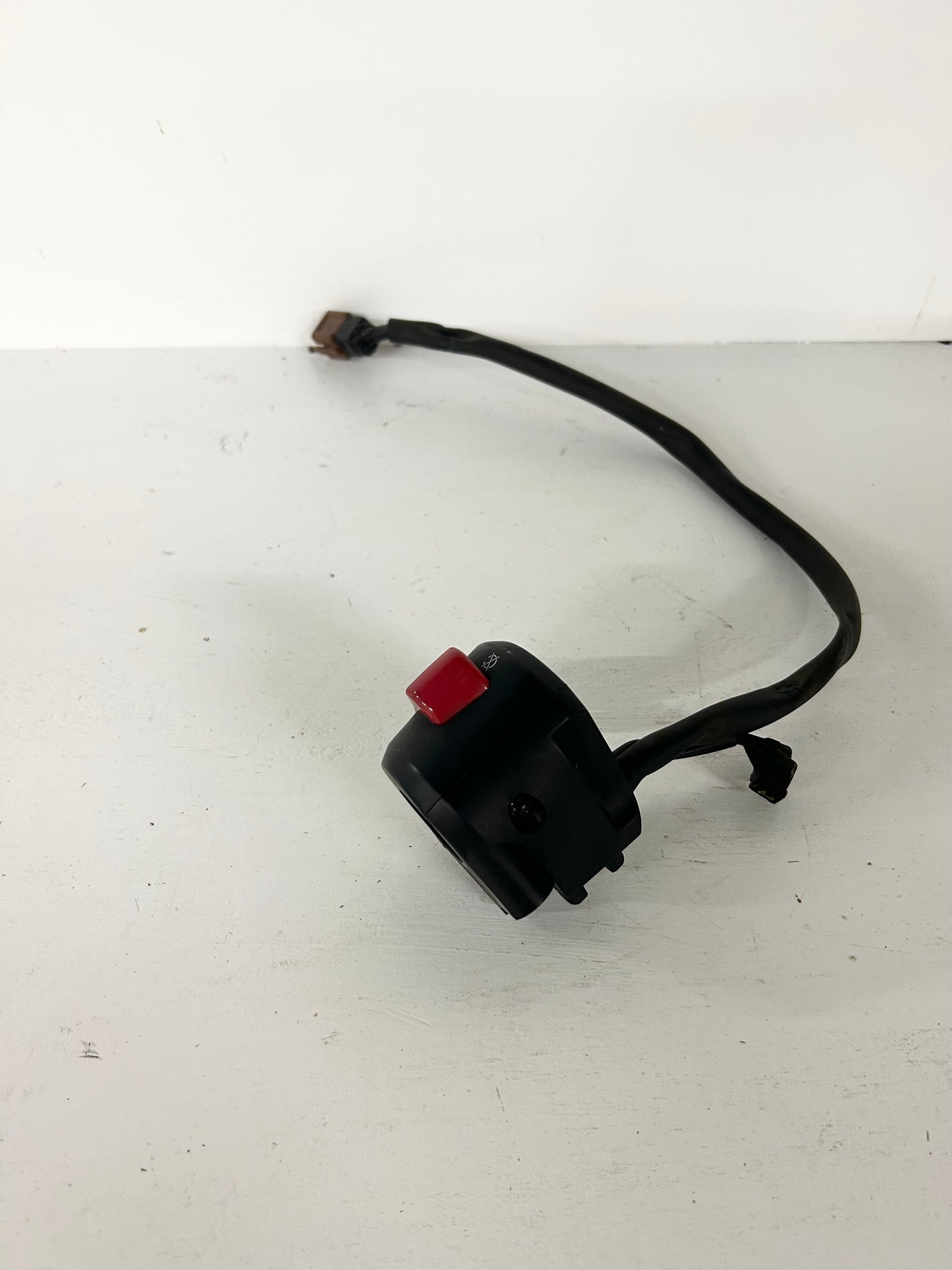 2015 2016 2017 2018 2019 2020 2021 2022 Honda CBR300R CBR 300 R kill start switch (GM ID# 001632 )
