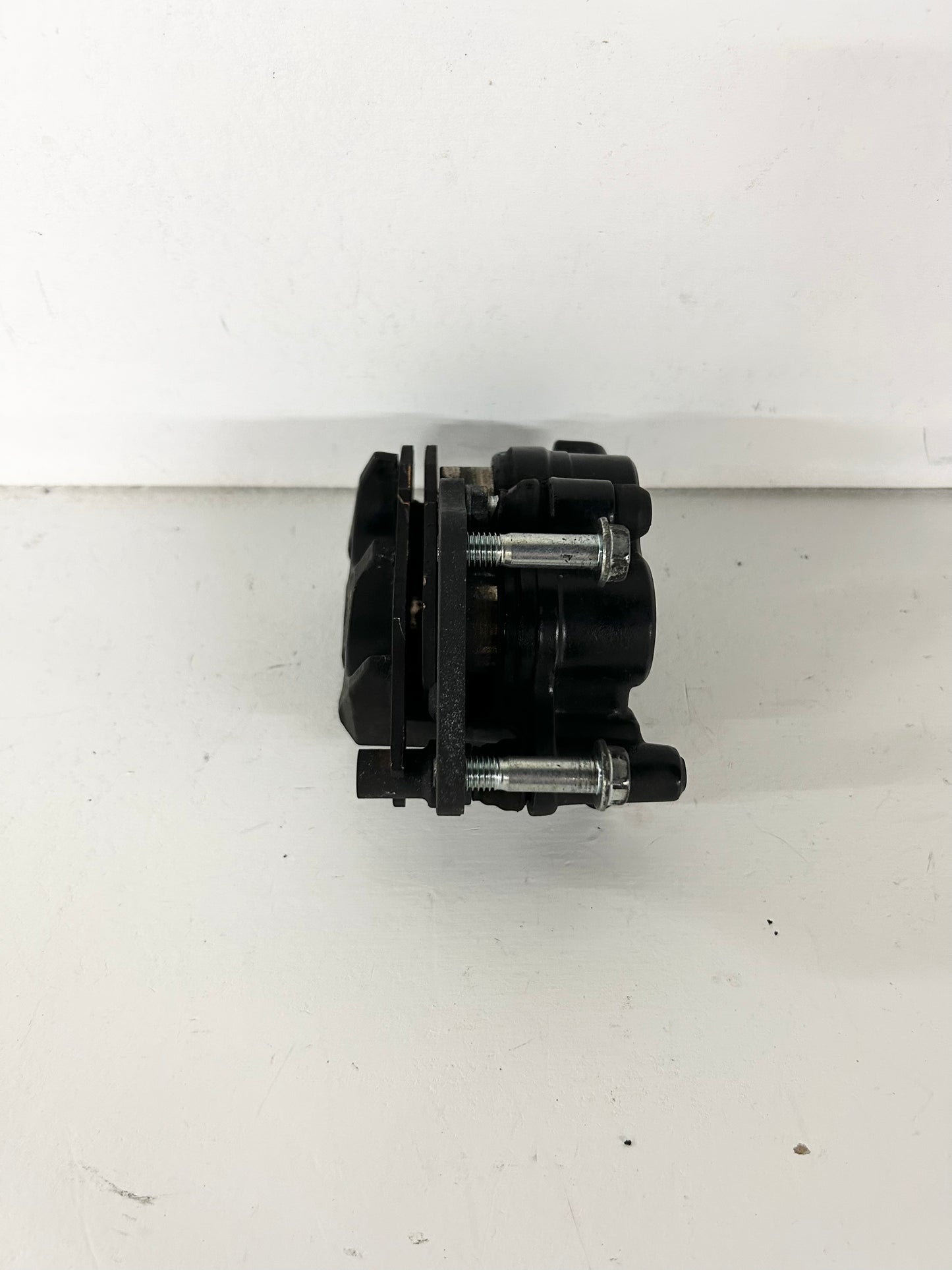 2013 2014 2015 2016 2017 Kawasaki Ninja 300 front brake caliper (GM ID# 001516 )