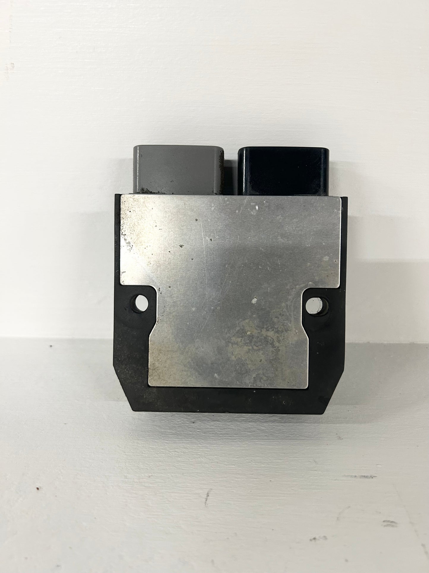 2013 2014 2015 Honda CBR500R voltage regulator rectifier (GM ID# 001570 )