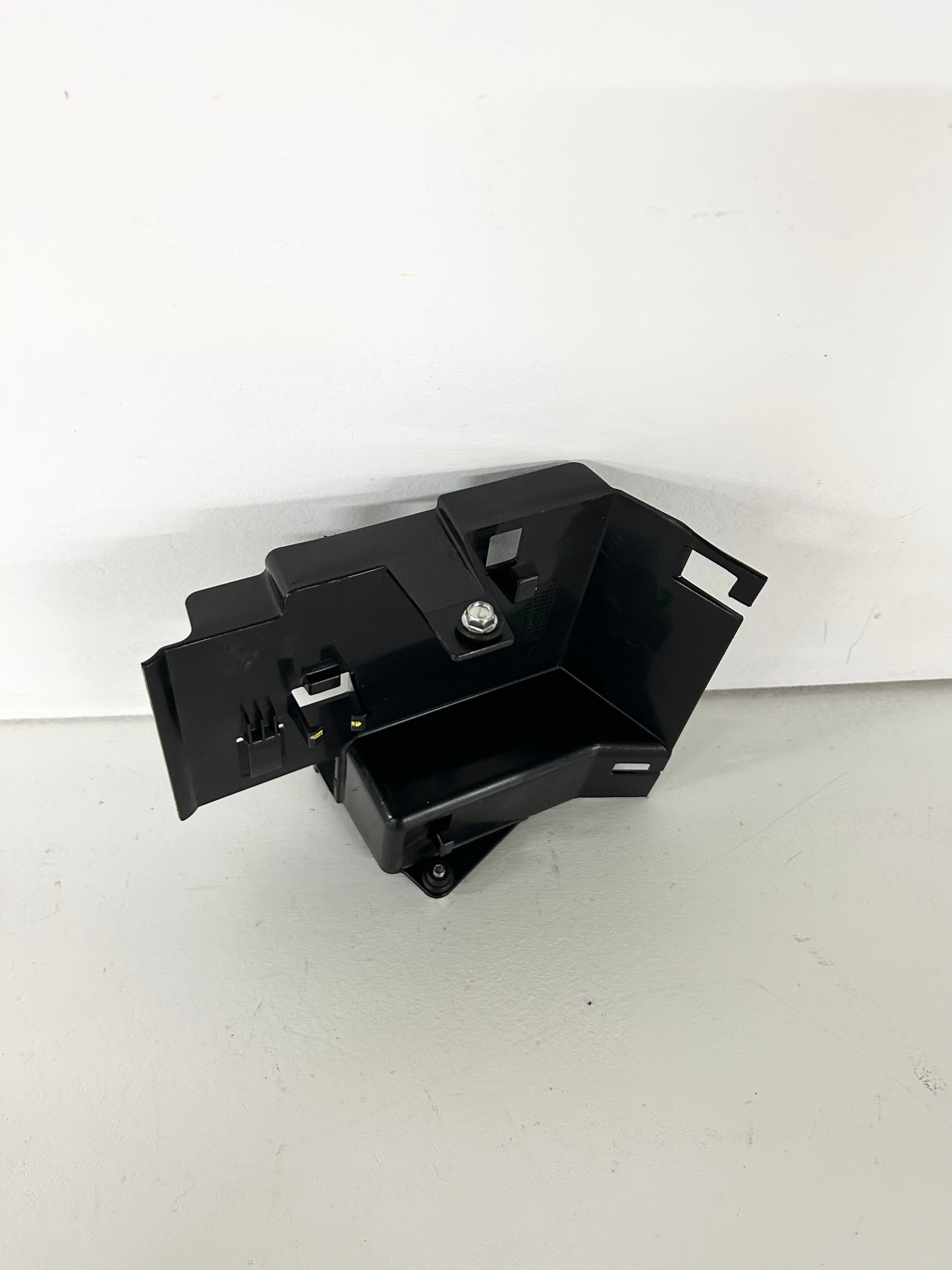 2018 2019 2020 2021 Kawasaki Ninja 400 z400 igniter ECU cover panel trim OEM ( 001187 )