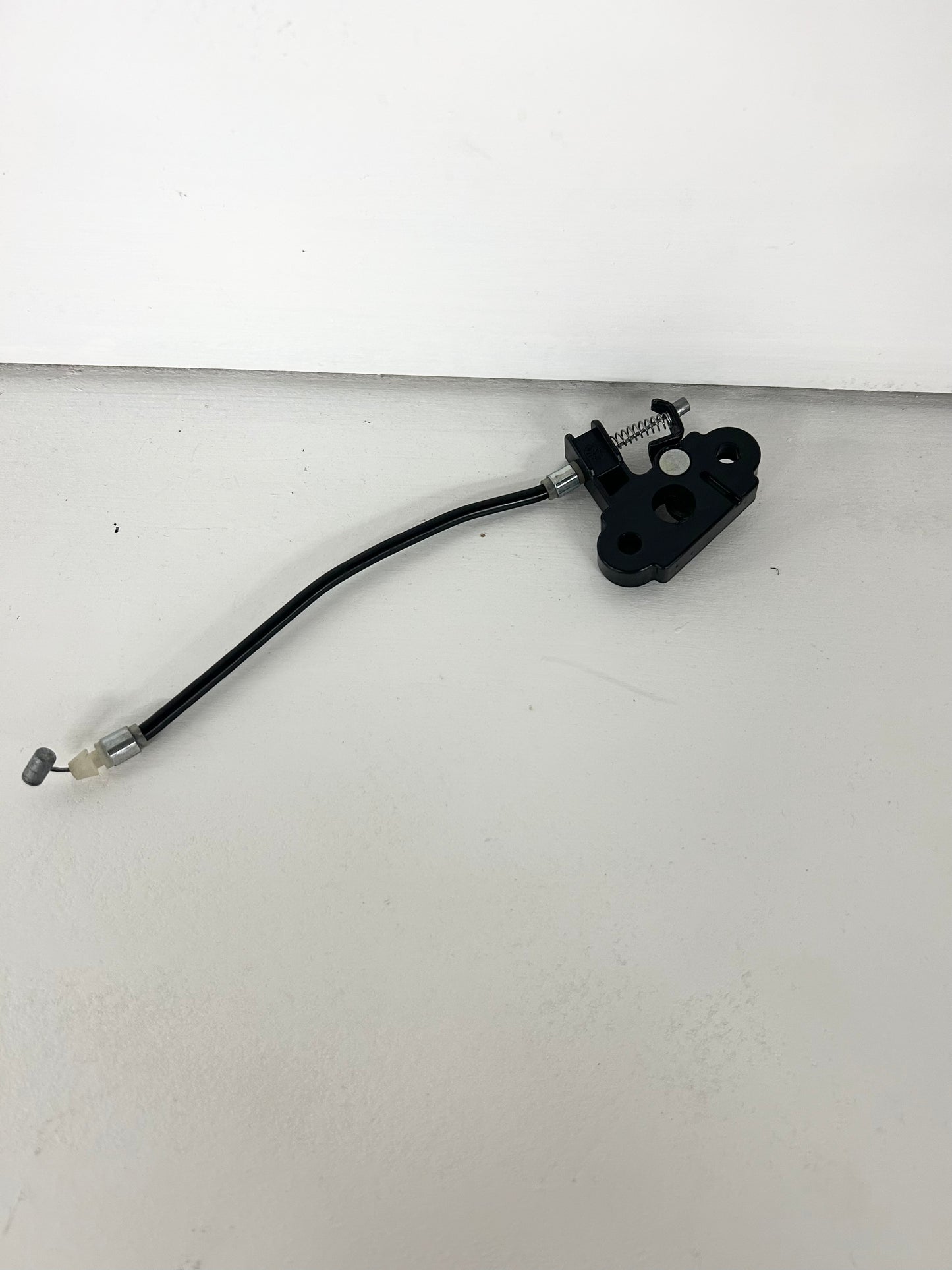 2018 2019 2020 2021 2022 Kawasaki ninja 400 z400 rear passenger seat latch lock assembly (GM ID# 001243 )