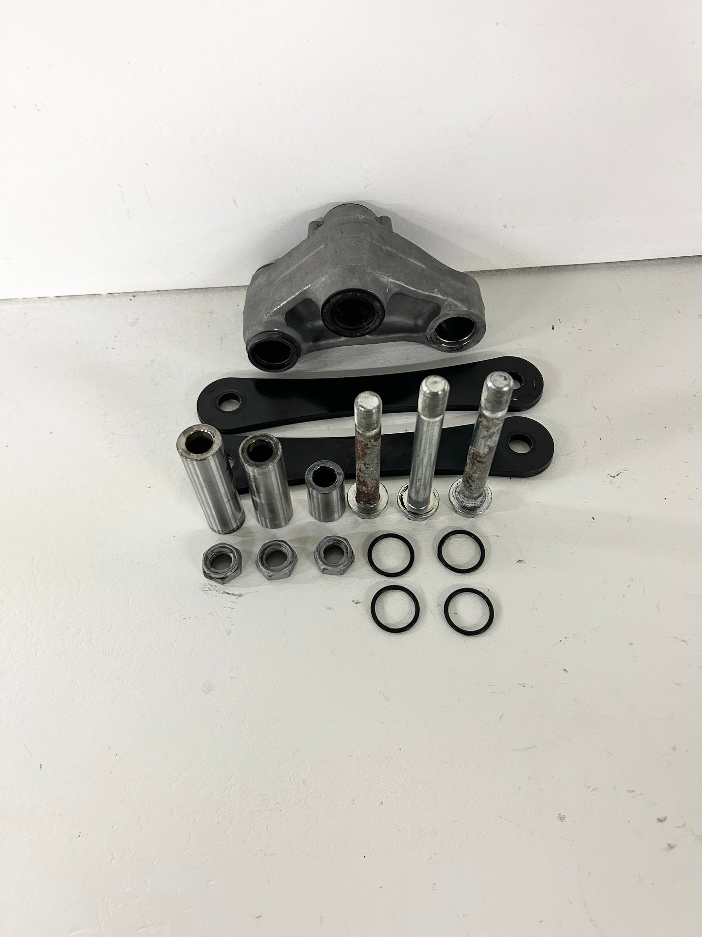 2013 2014 2015 2016 2017 Kawasaki Ninja 300 swing arm swingarm linkage (GM ID# 001377 )