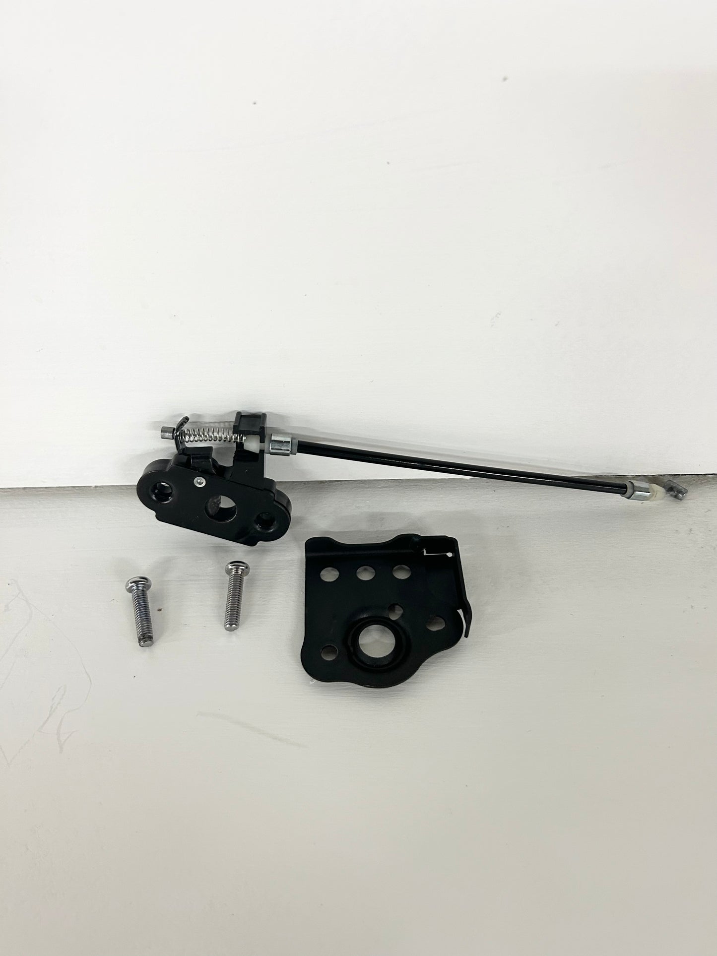 2018 2019 2020 2021 2022 Kawasaki Ninja 400 z400 seat lock mechanism ( 001184 )
