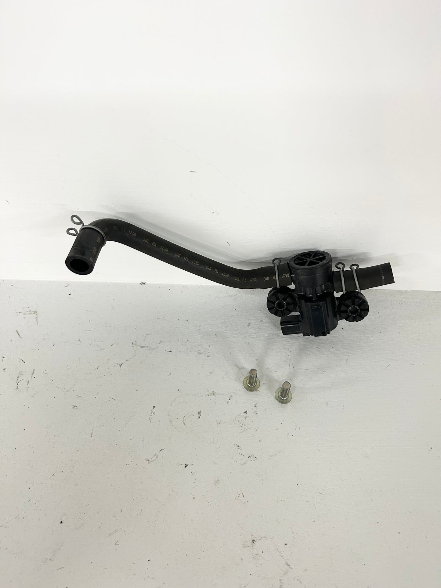 2015 2016 2017 2018 2019 2020 2021 2022 Honda CBR300R CBR 300 R Air injection solenoid valve (GM ID# 001644 )