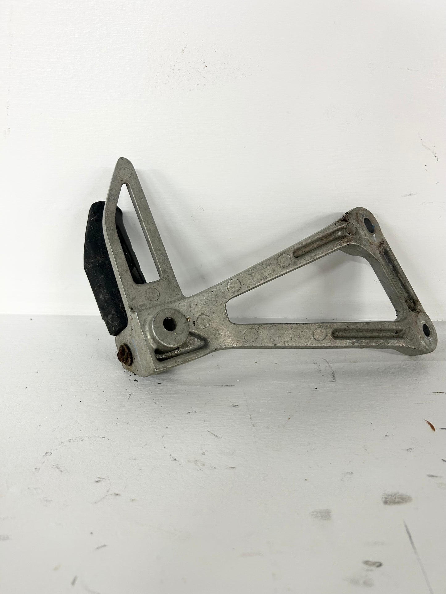 2013 2014 2015 Honda CBR500R left rear passenger peg (GM ID# 001573 )