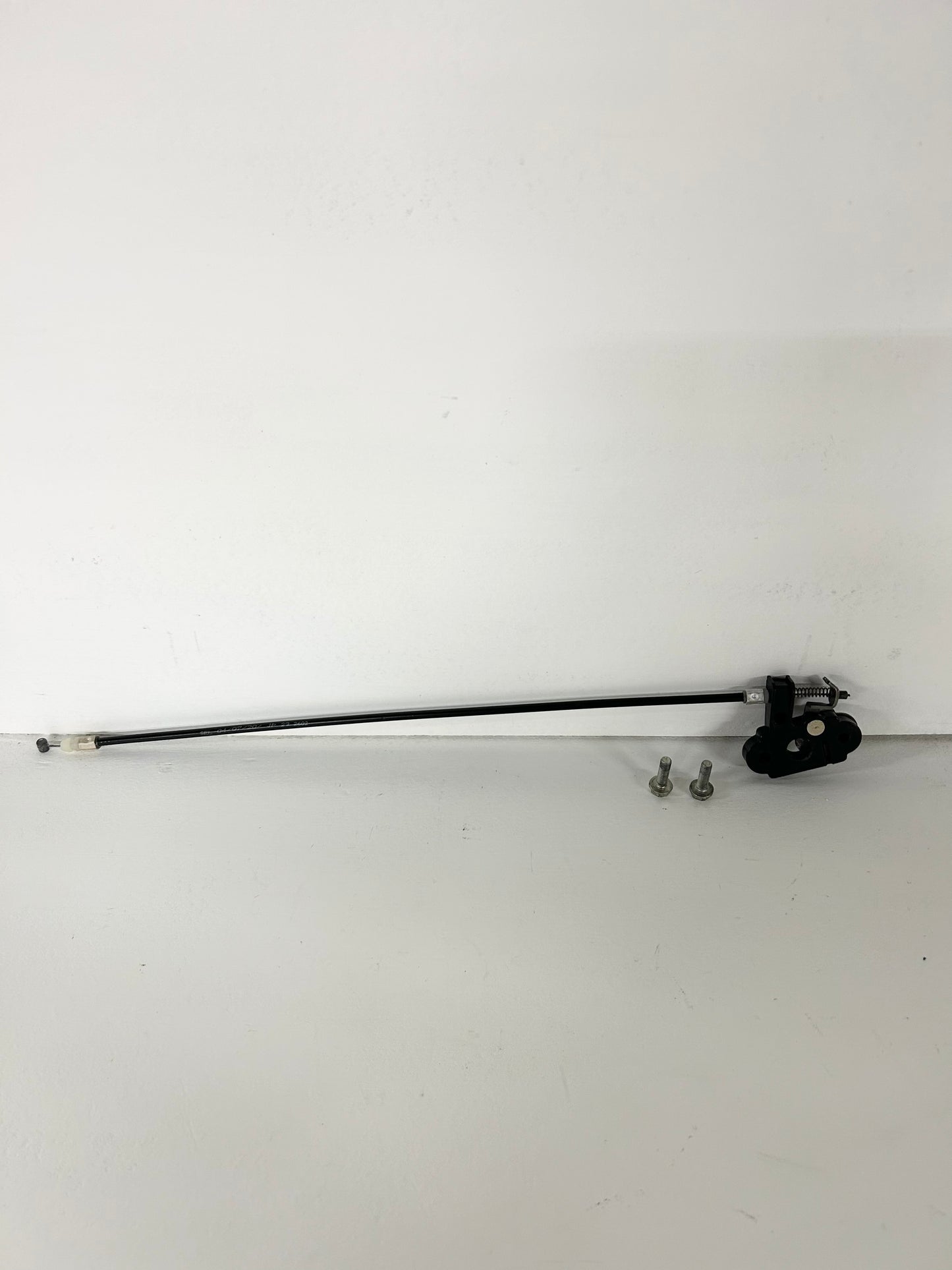 2017 2018 2019 2020 2021 2022 KTM Duke 390 seat lock mechanism 93007050000 ( 001099 )