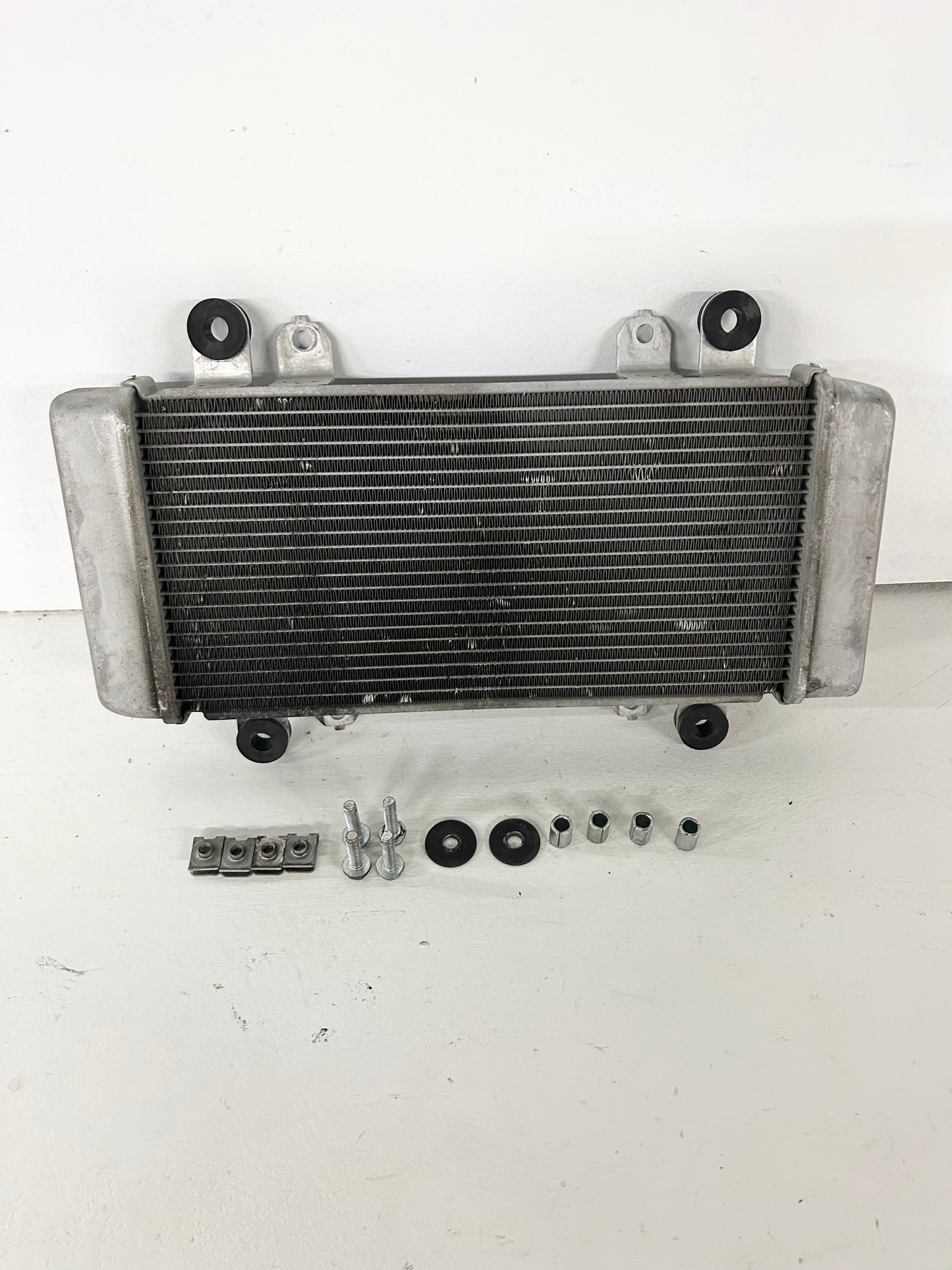 2013 2014 2015 2016 2017 Kawasaki Ninja 300 radiator (GM ID# 001381 )