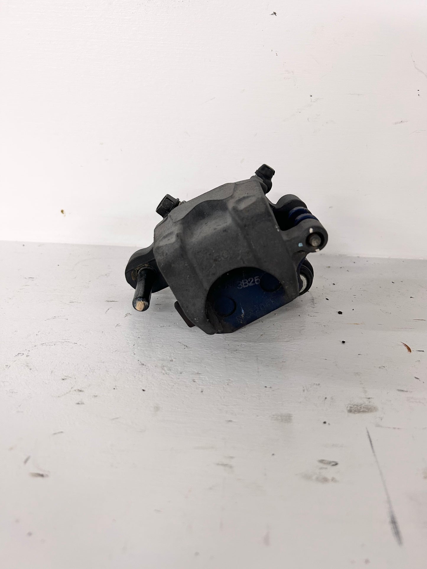 2013 2014 2015 Honda CBR500R rear brake caliper (GM ID# 001610 )