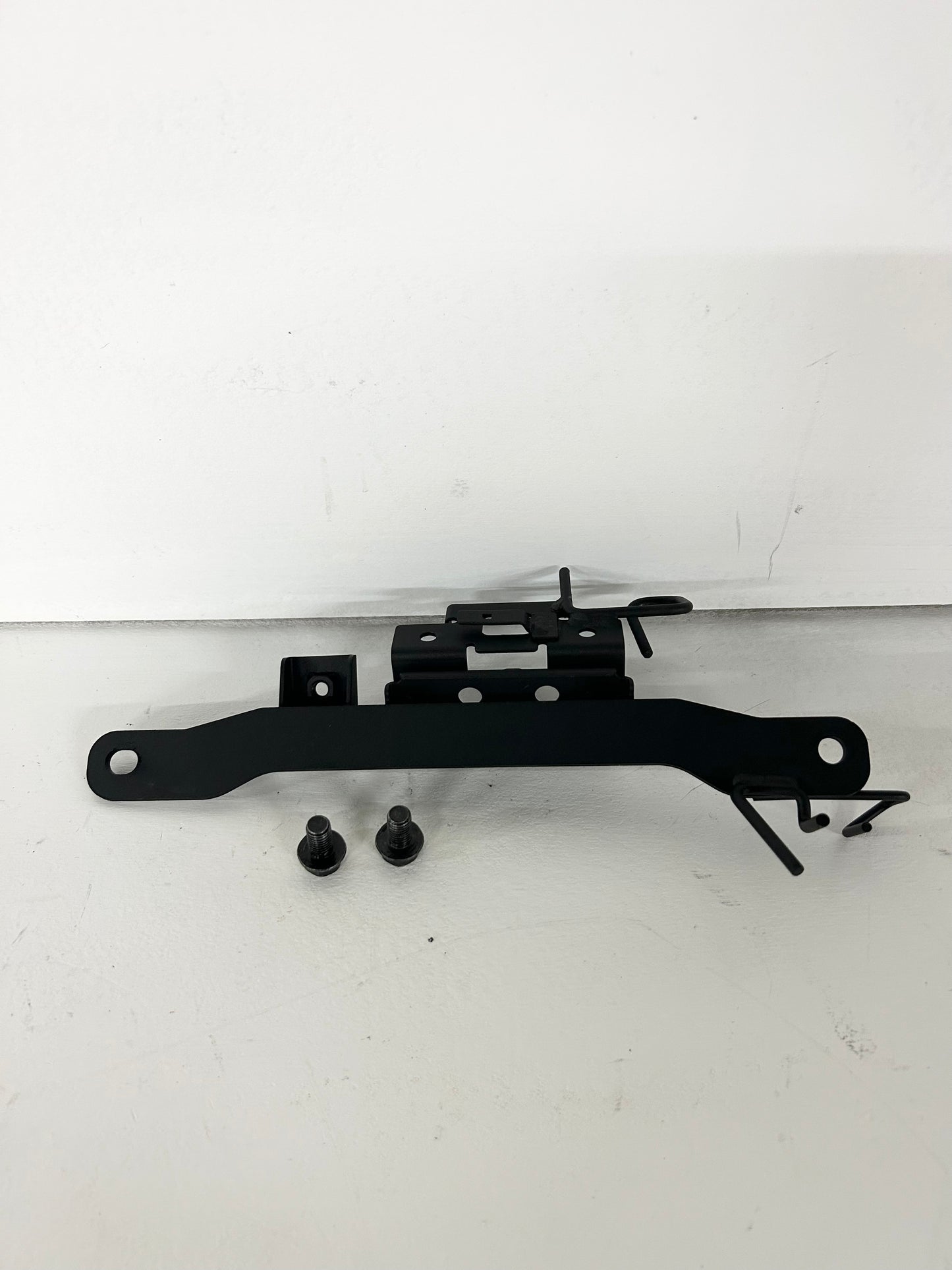2018 2019 2020 2021 Kawasaki z400 ABS center frame fitting mount bracket ( 001169 )