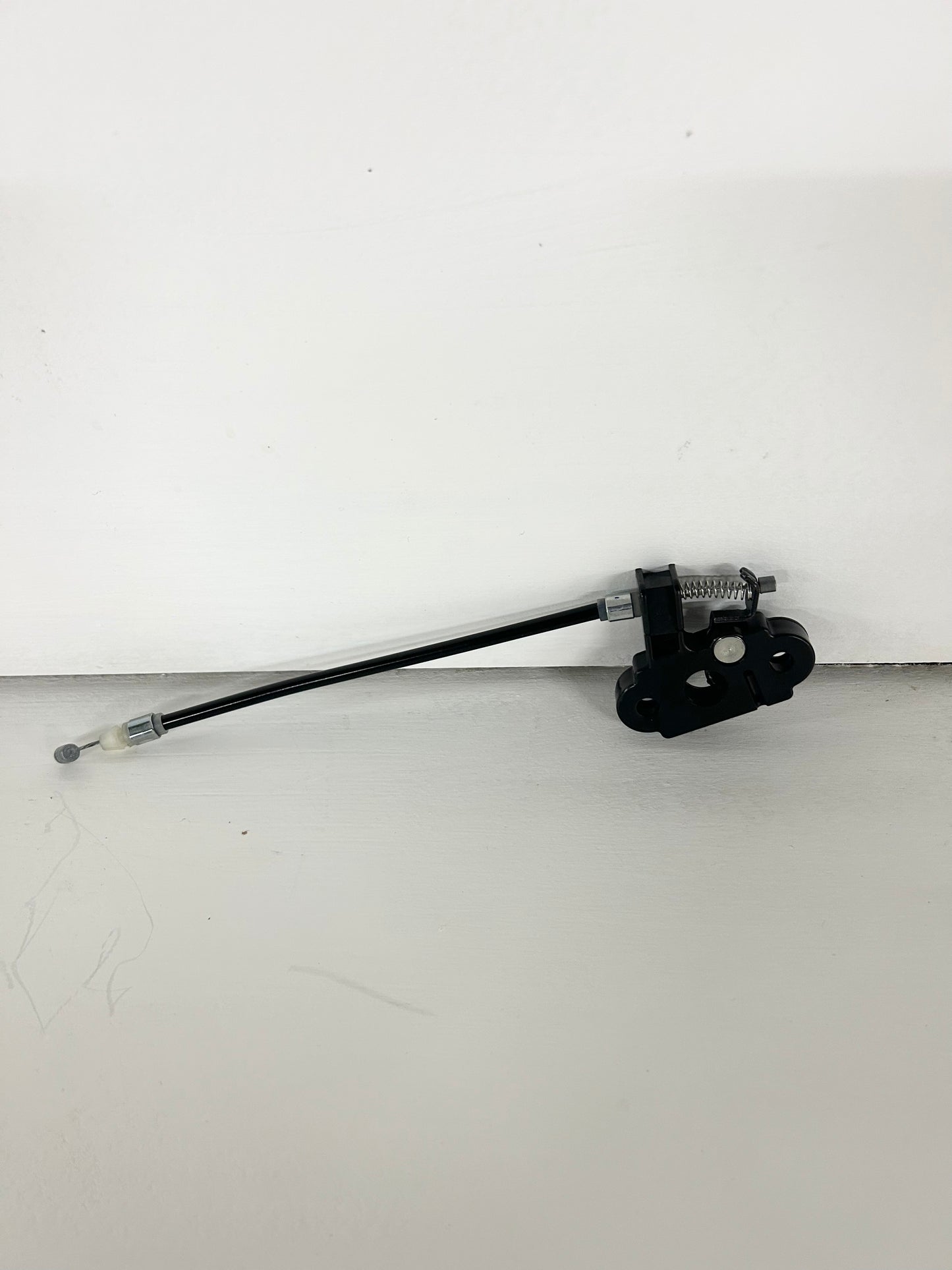2018 2019 2020 2021 2022 Kawasaki Ninja 400 z400 seat lock mechanism ( 001184 )