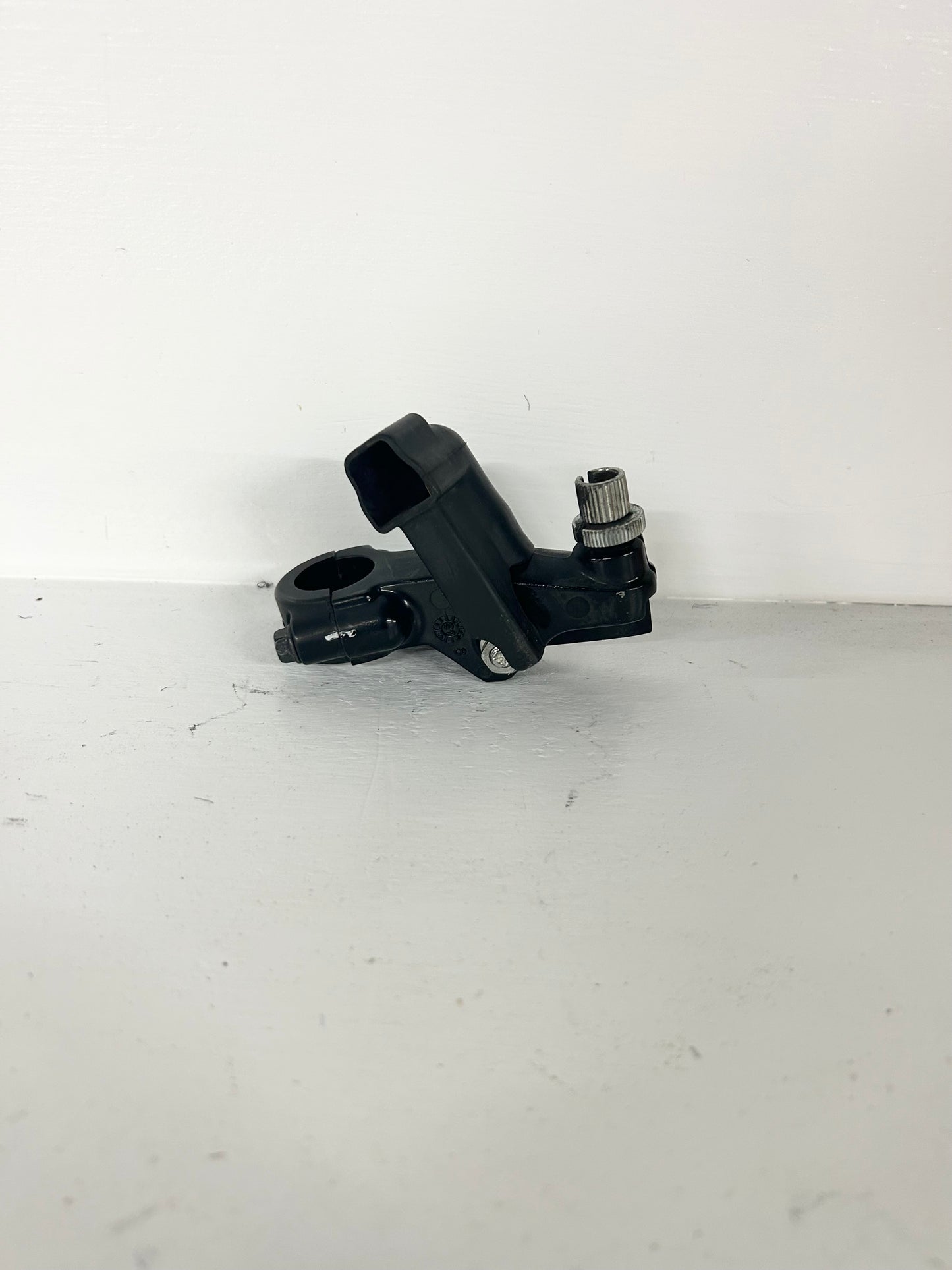 2015 2016 2017 2018 2019 2020 2021 2022 Honda CBR300R CBR 300 R clutch mount perch (GM ID# 001626 )