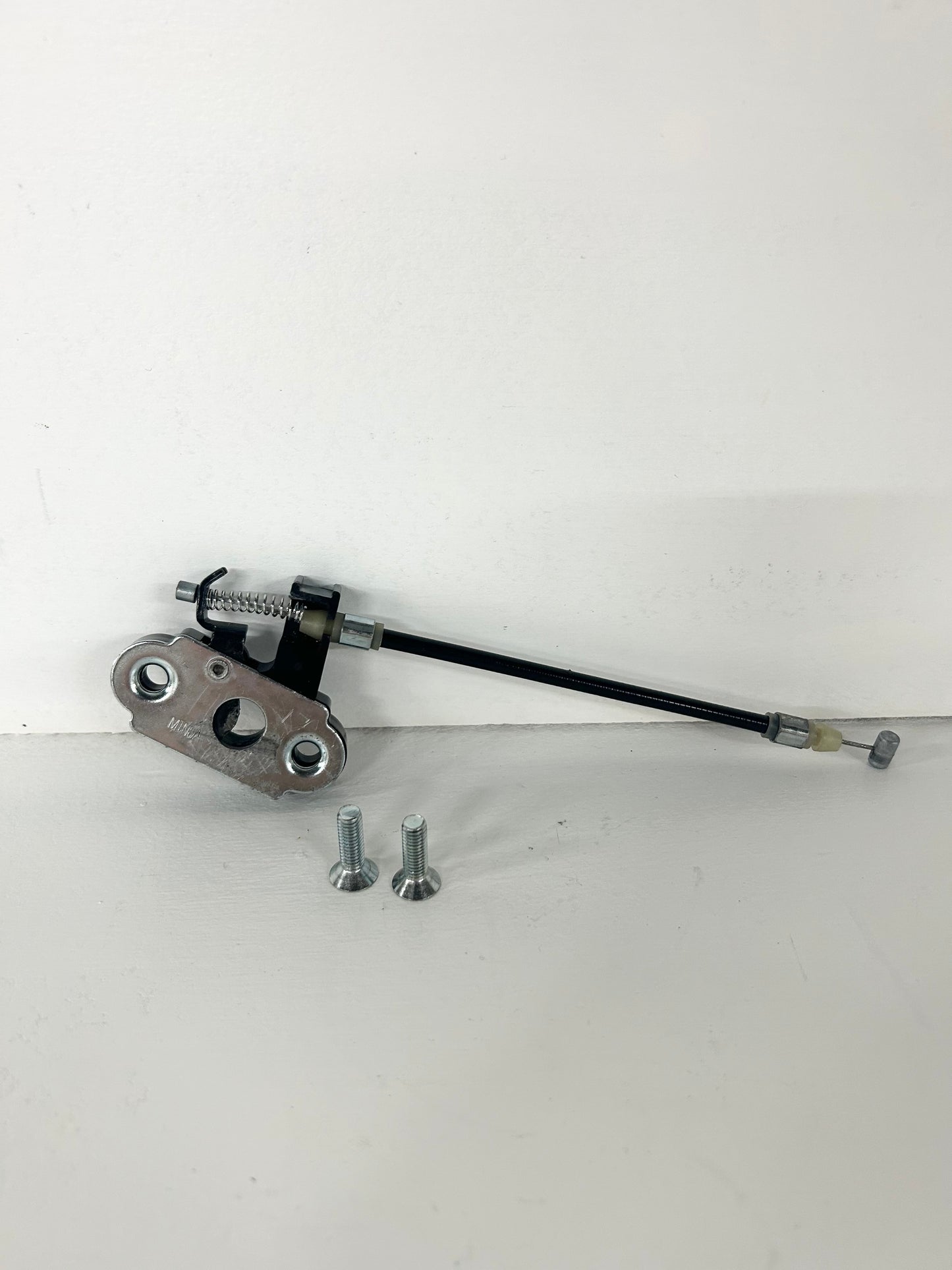 2013 2014 2015 2016 2017 Kawasaki ninja 300 seat lock mechanism 27016-0075 ( 001076 )