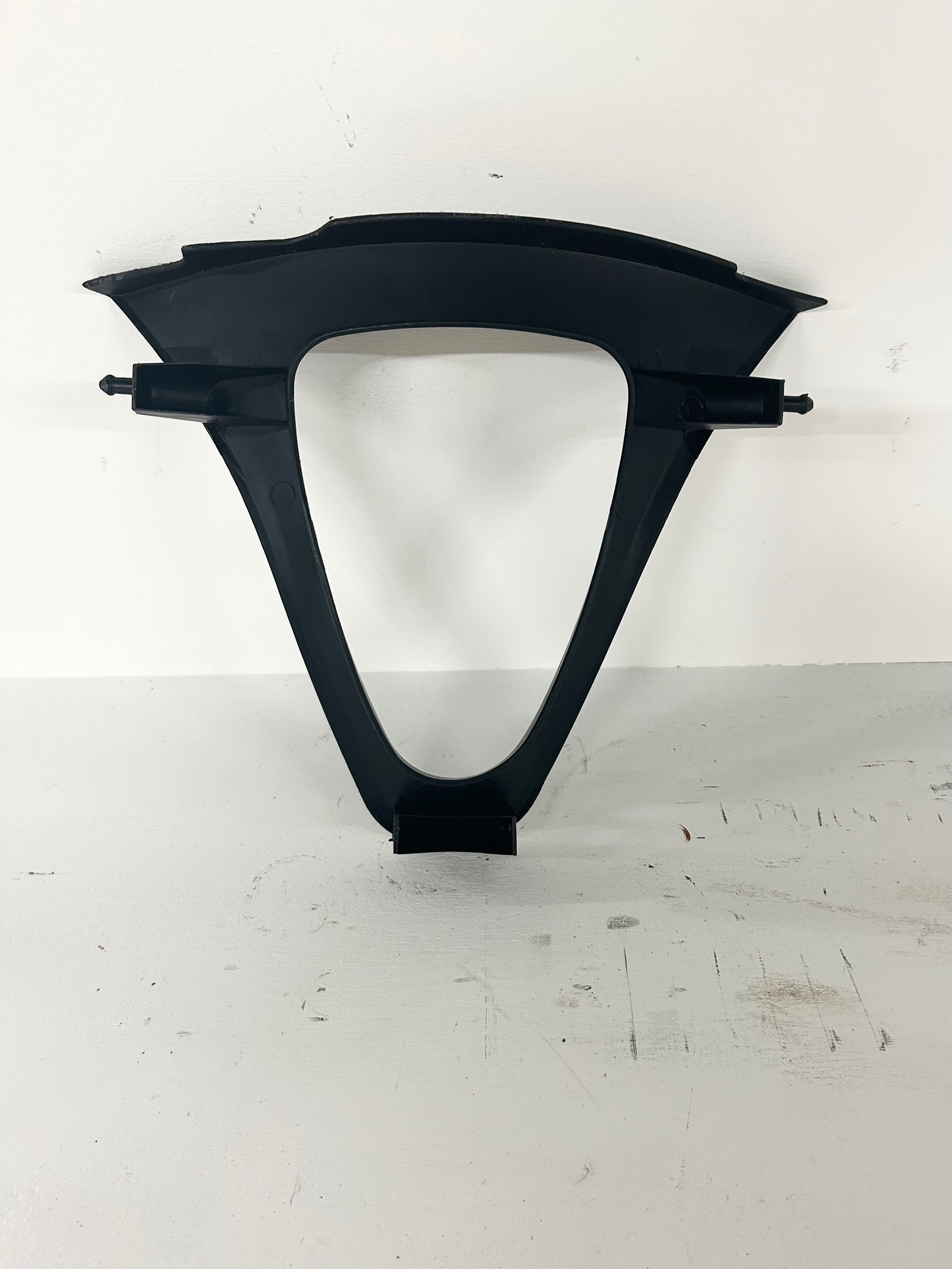 2003 2004 Kawasaki Zx6r Ninja 636 Front Header Fairing Trim Piece (GM ID# 001547 )