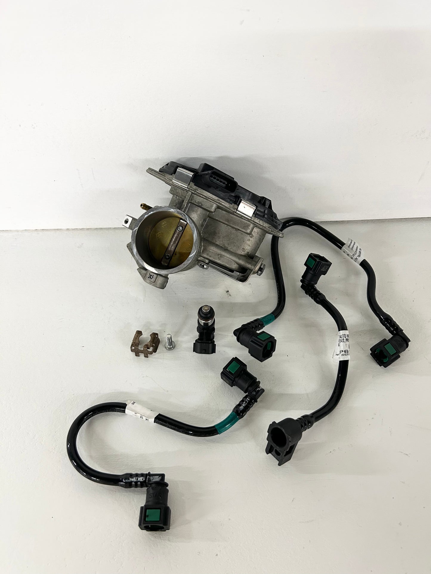 2018 2019 2020 KTM Duke 390 throttle body ( 001152 )