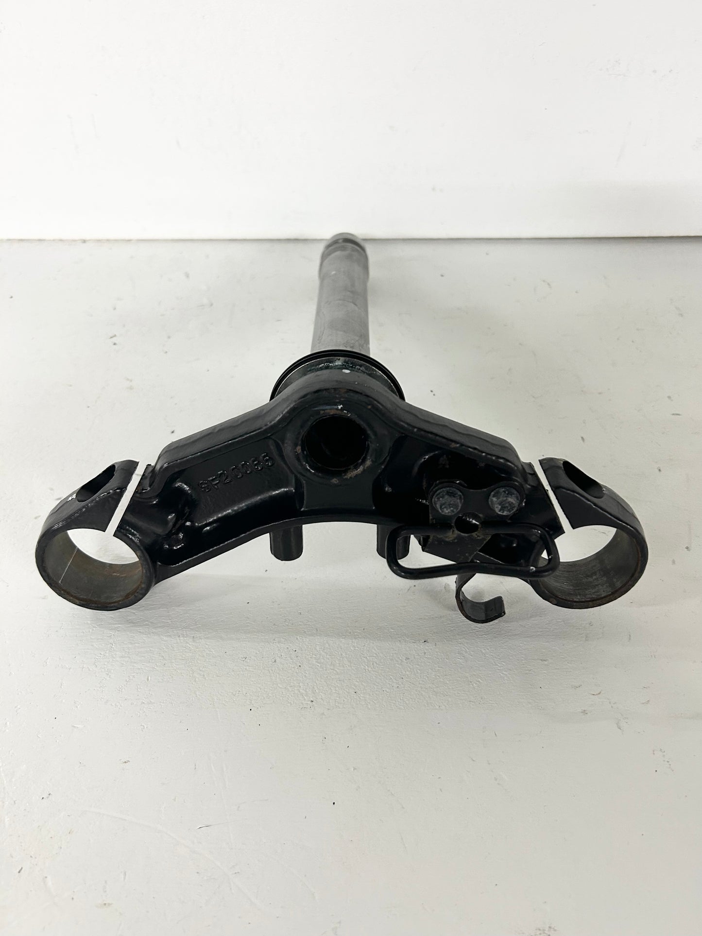 2013 2014 2015 2016 2017 Kawasaki Ninja 300 lower triple tree stem clamp (GM ID# 001485 )