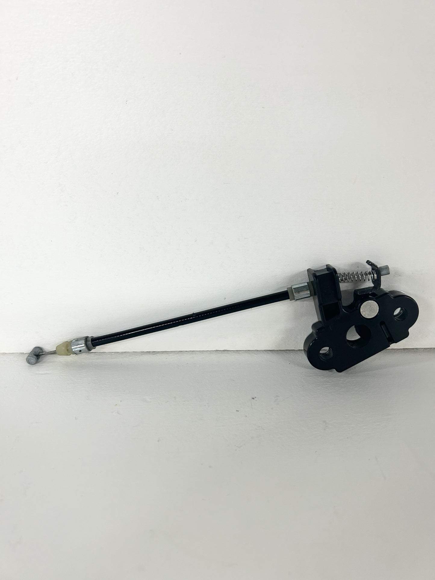 2013 2014 2015 2016 2017 Kawasaki ninja 300 seat lock mechanism 27016-0075 ( 001076 )
