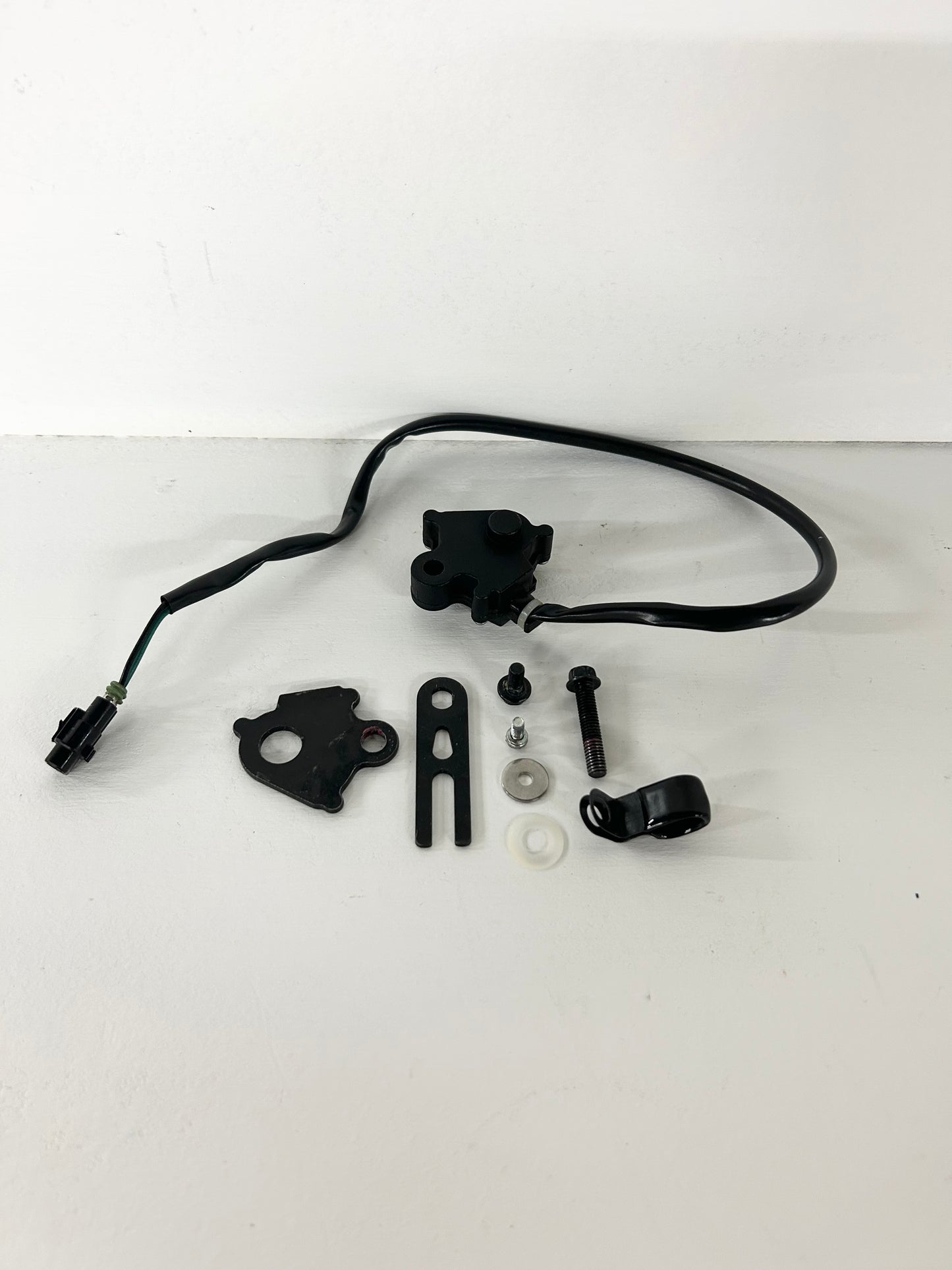 2013 2014 2015 2016 2017 Kawasaki ninja 300 kickstand sensor 27010-0097 ( 001075 )