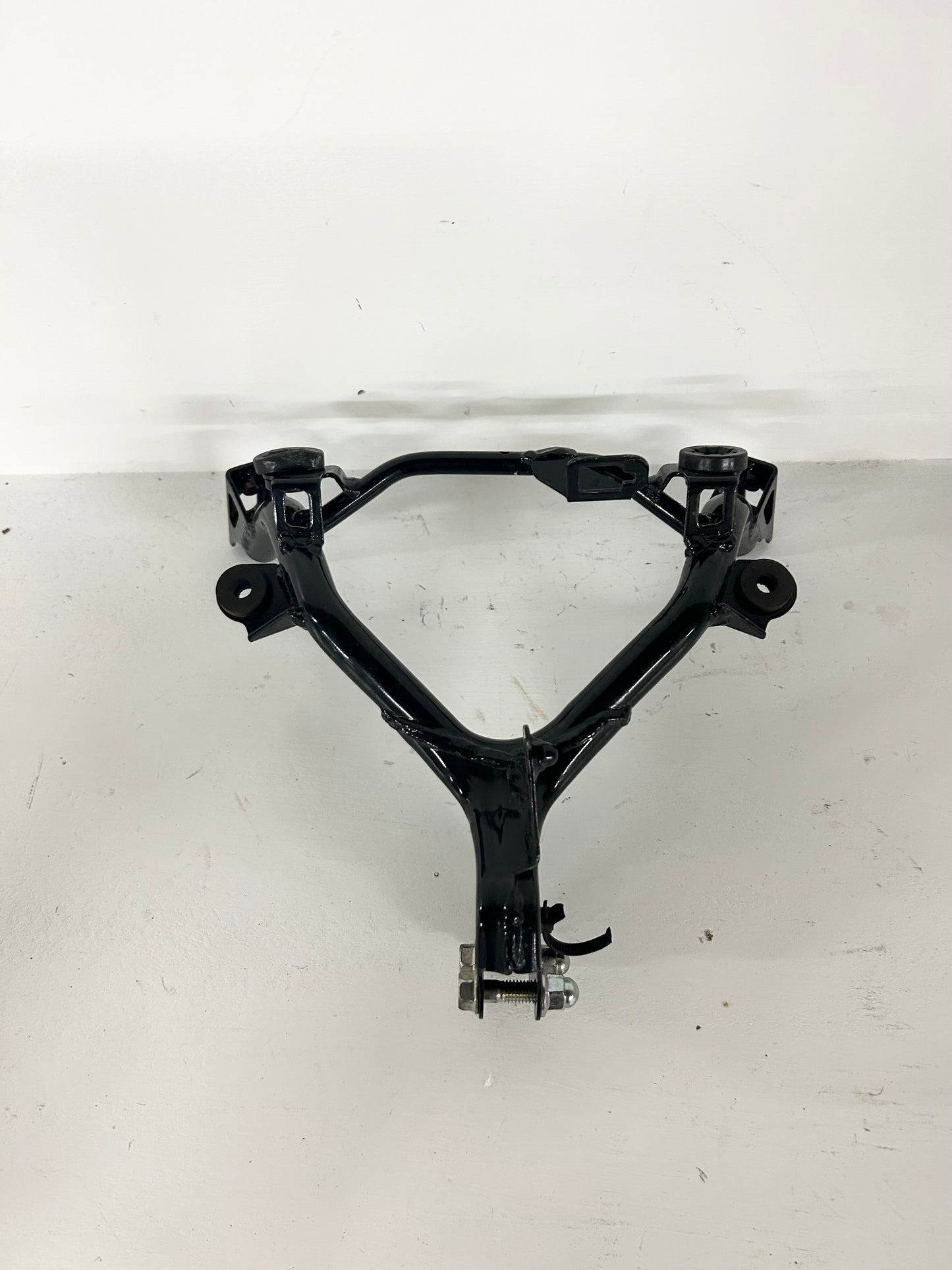 2015 2016 2017 2018 2019 2020 2021 2022 Honda CBR300R CBR 300 R upper fairing stay (GM ID# 001657 )