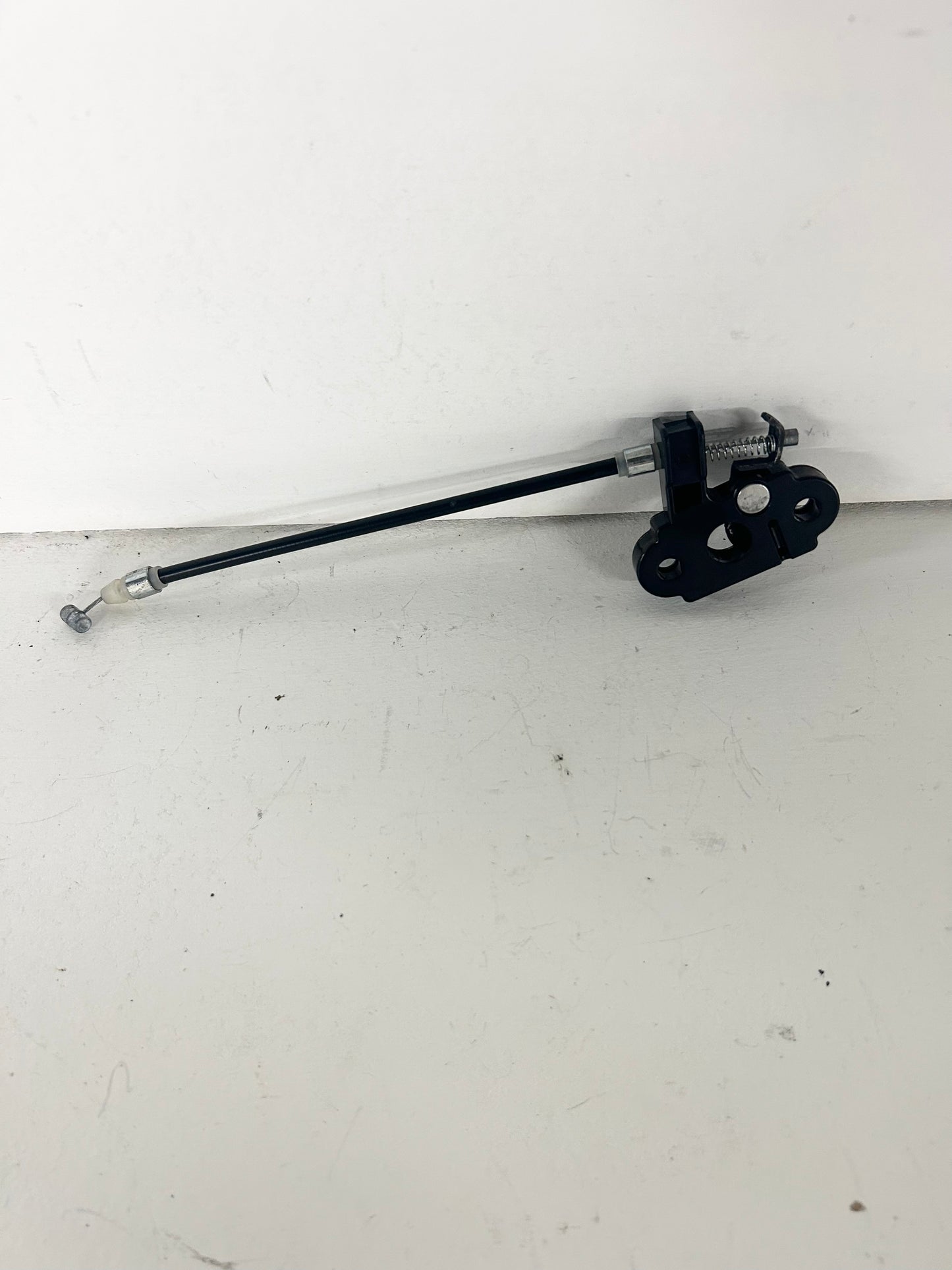 2018 2019 2020 2021 2022 Kawasaki Ninja 400 Z400 rear passenger seat latch lock assembly (GM ID# 001433 )