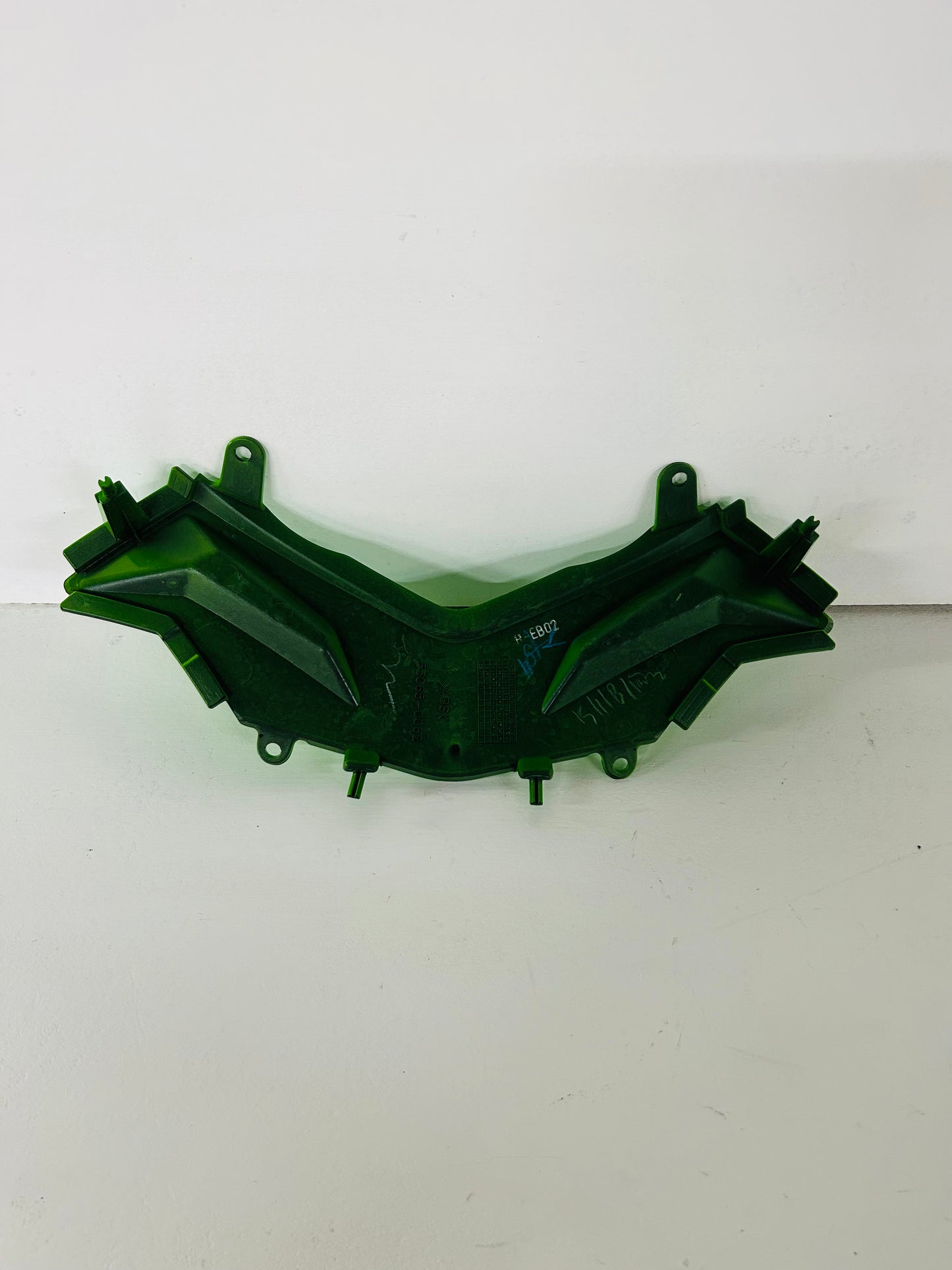 2013 2014 2015 2016 2017 Kawasaki ninja 300 center tail fairing ( 001111 )