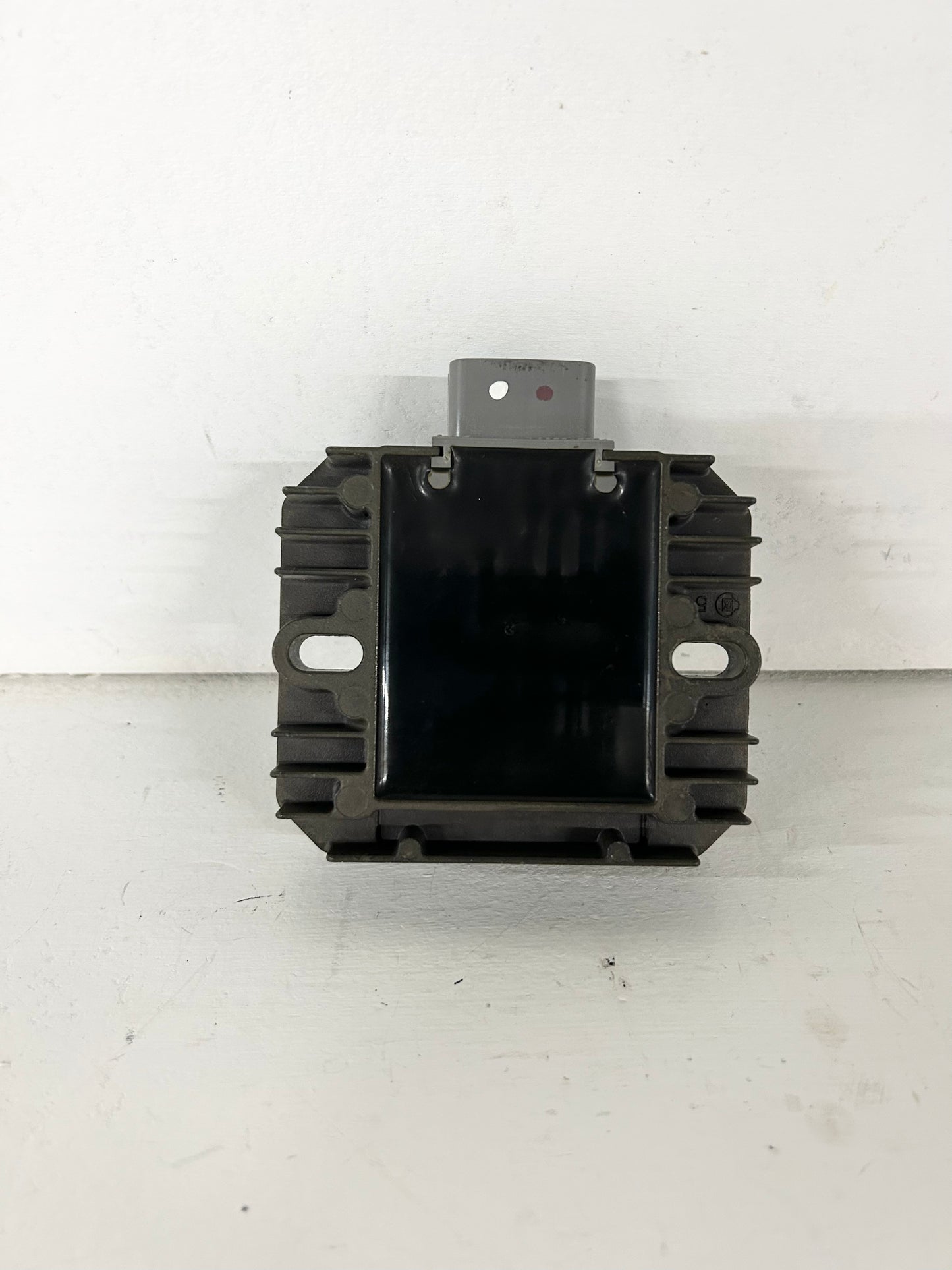 2013 2014 2015 2016 2017 Kawasaki Ninja 300 rectifier voltage regulator (GM ID# 001502 )