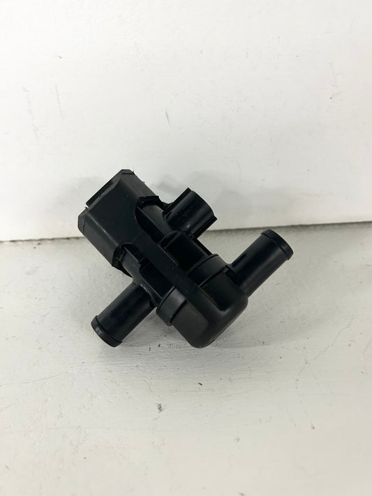 2013 2014 2015 2016 2017 Kawasaki Ninja 300 Air sensor Evap valve vacuum switch (GM ID# 001362 )