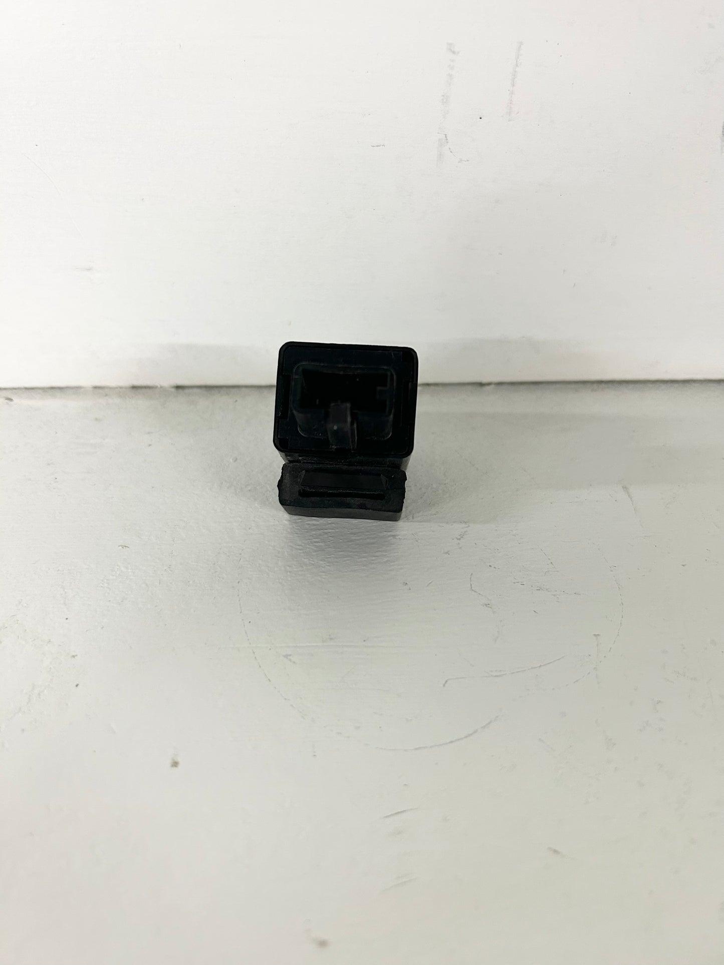 2012 2013 Yamaha FZ6R relay (GM ID# 001306 )