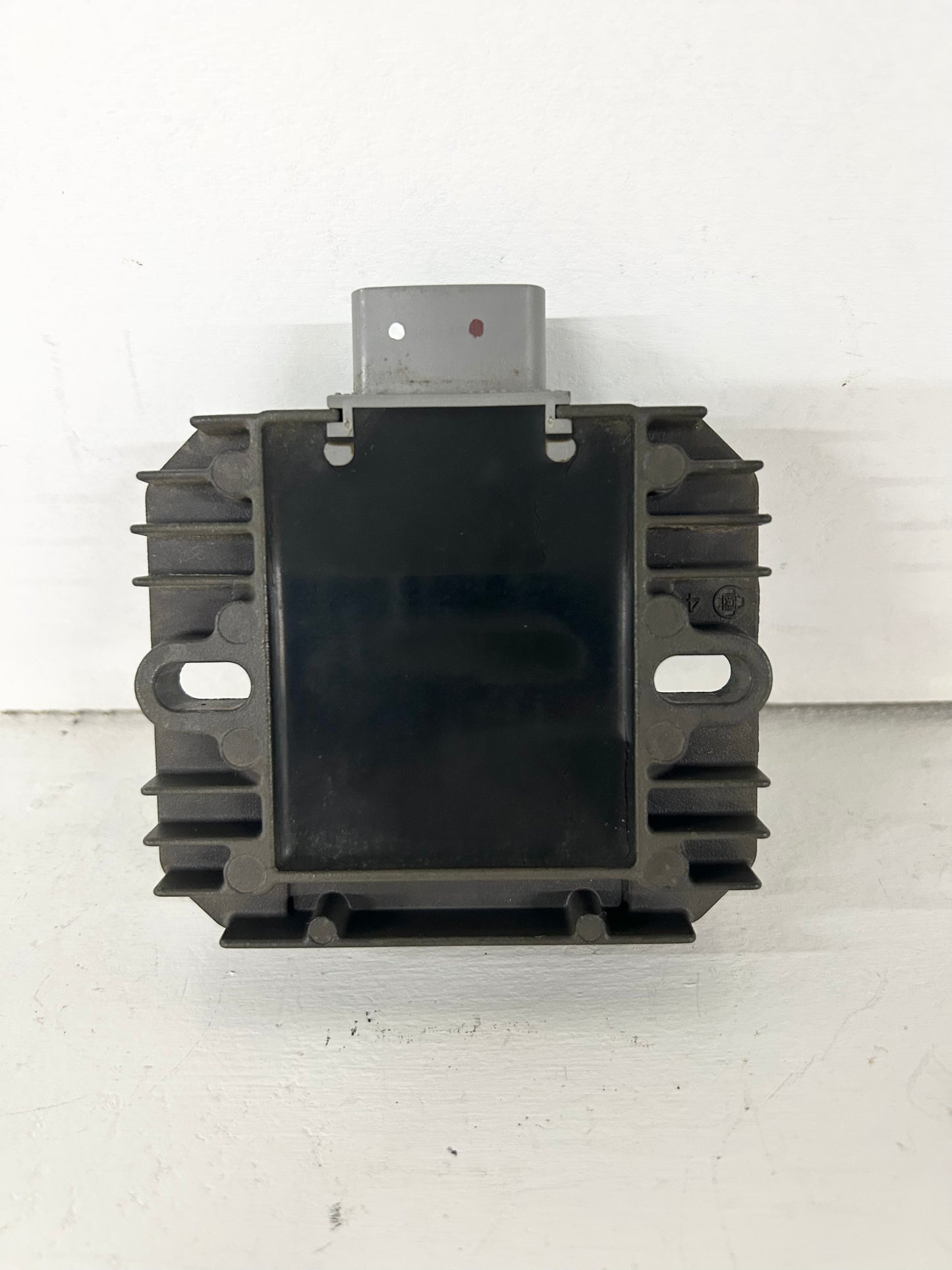 2013 2014 2015 2016 2017 Kawasaki Ninja 300 rectifier voltage regulator (GM ID# 001346 )