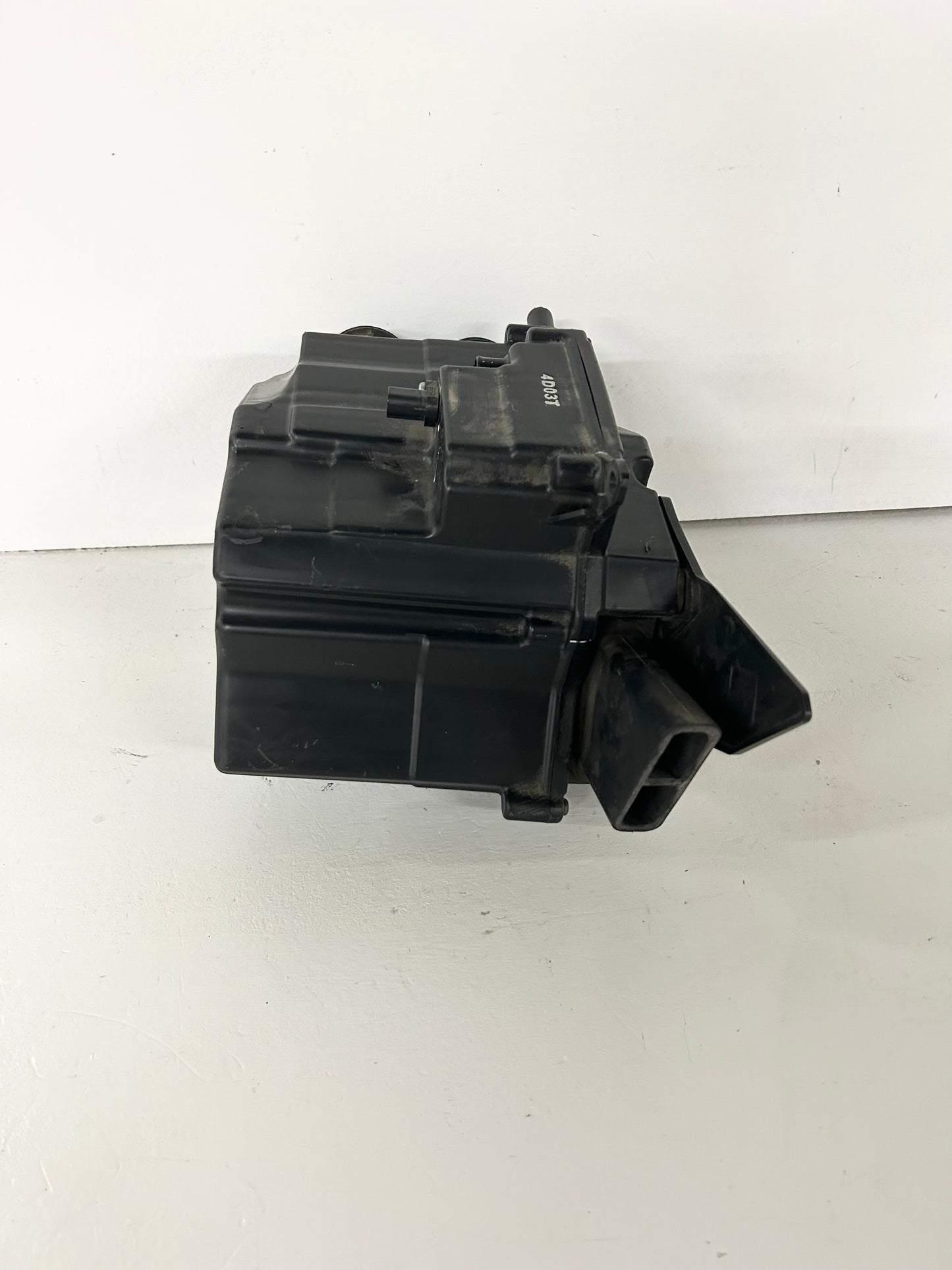 2013 2014 2015 2016 2017 Kawasaki Ninja 300 air box (GM ID# 001382 )