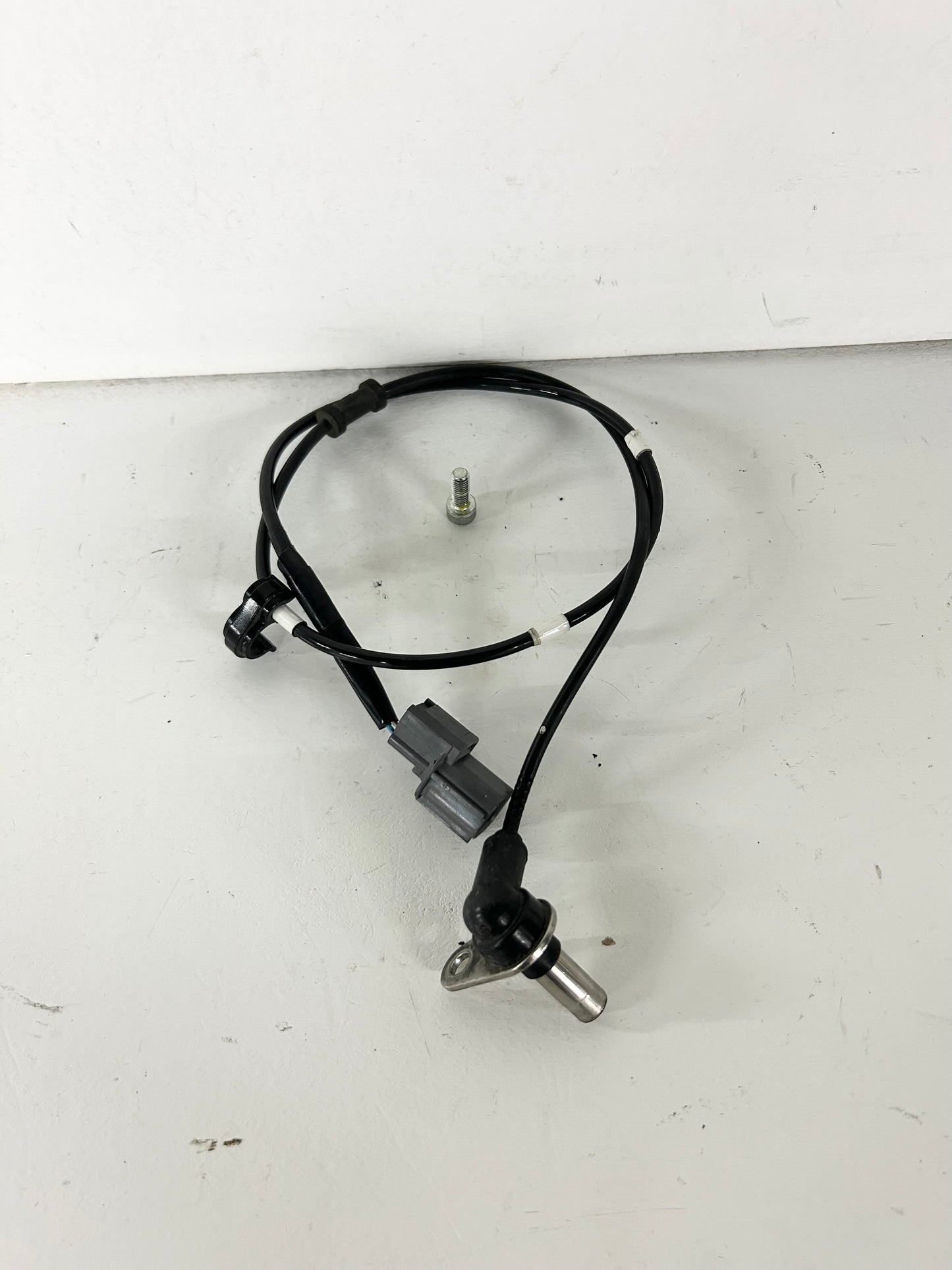 2013 2014 2015 2016 2017 Kawasaki Ninja 300 front ABS brake wire sensor (GM ID# 001514 )