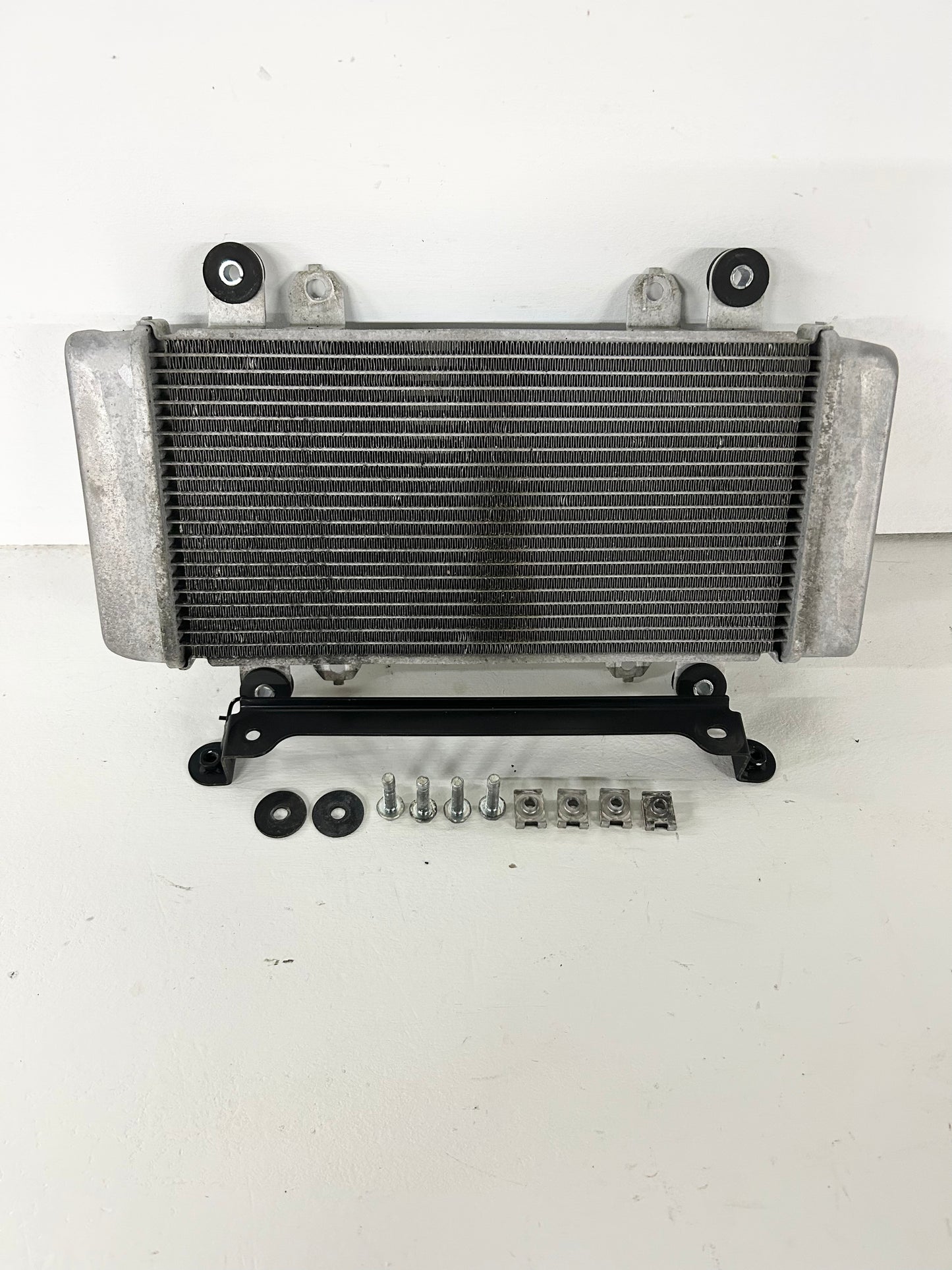 2013 2014 2015 2016 2017 Kawasaki Ninja 300 radiator (GM ID# 001513 )