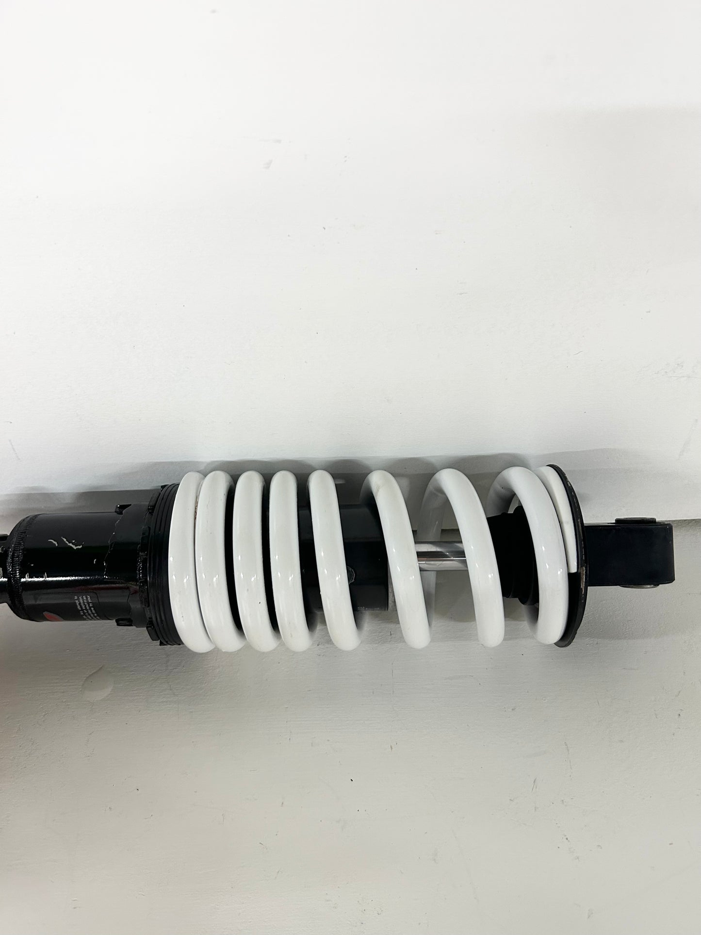 2017 2018 2019 2020 2021 2022 KTM Duke 390 rear shock suspension ( 001150 )