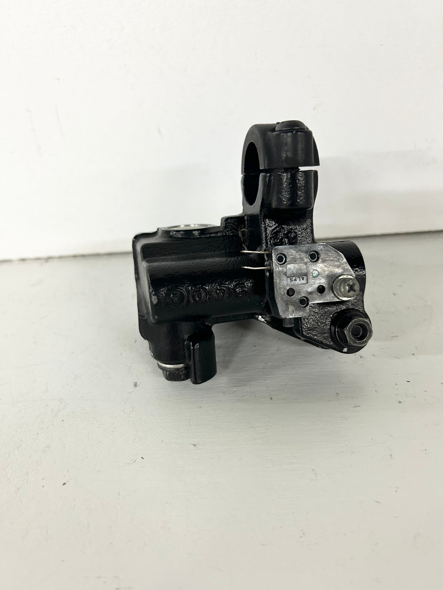 2013 2014 2015 2016 2017 Kawasaki Ninja 300 front brake master (GM ID# 001373 )