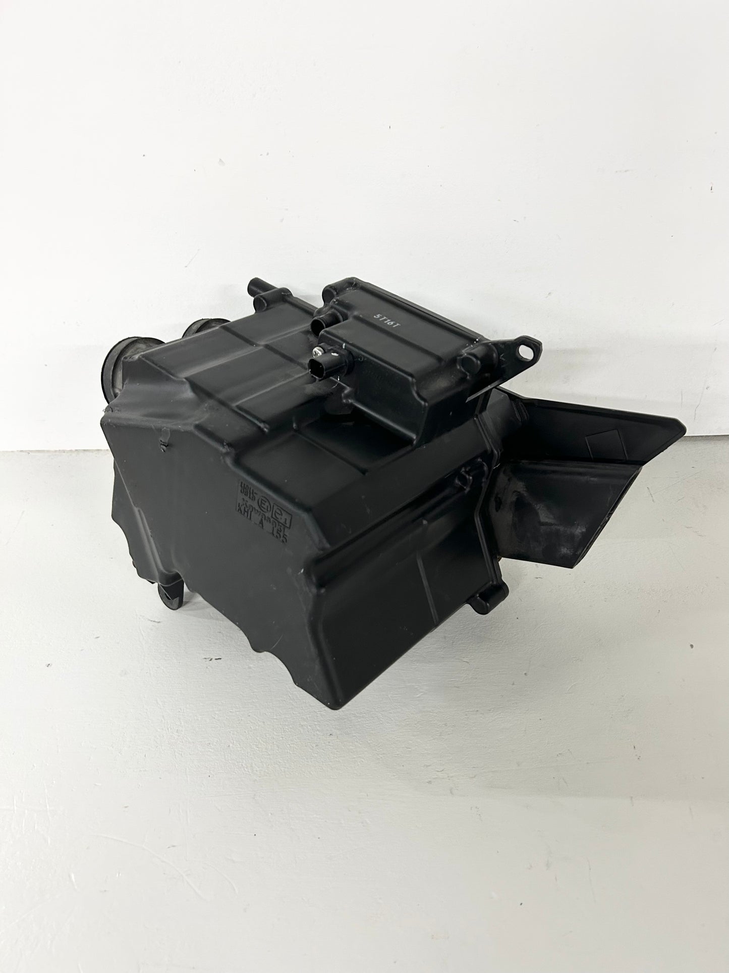 2013 2014 2015 2016 2017 Kawasaki Ninja 300 air cleaner box airbox (GM ID# 001512 )