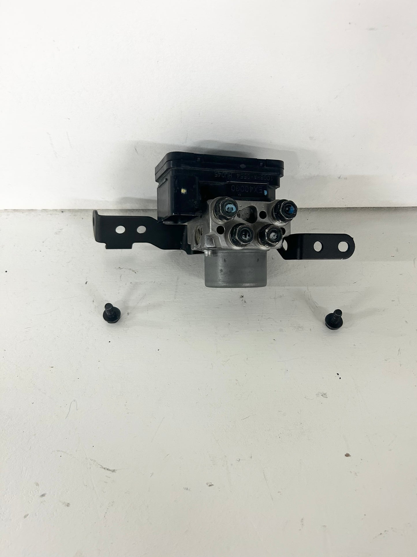 2018 2019 2020 2021 2022 Kawasaki Ninja 400 Z400 ABS brake module pump (GM ID# 001434 )