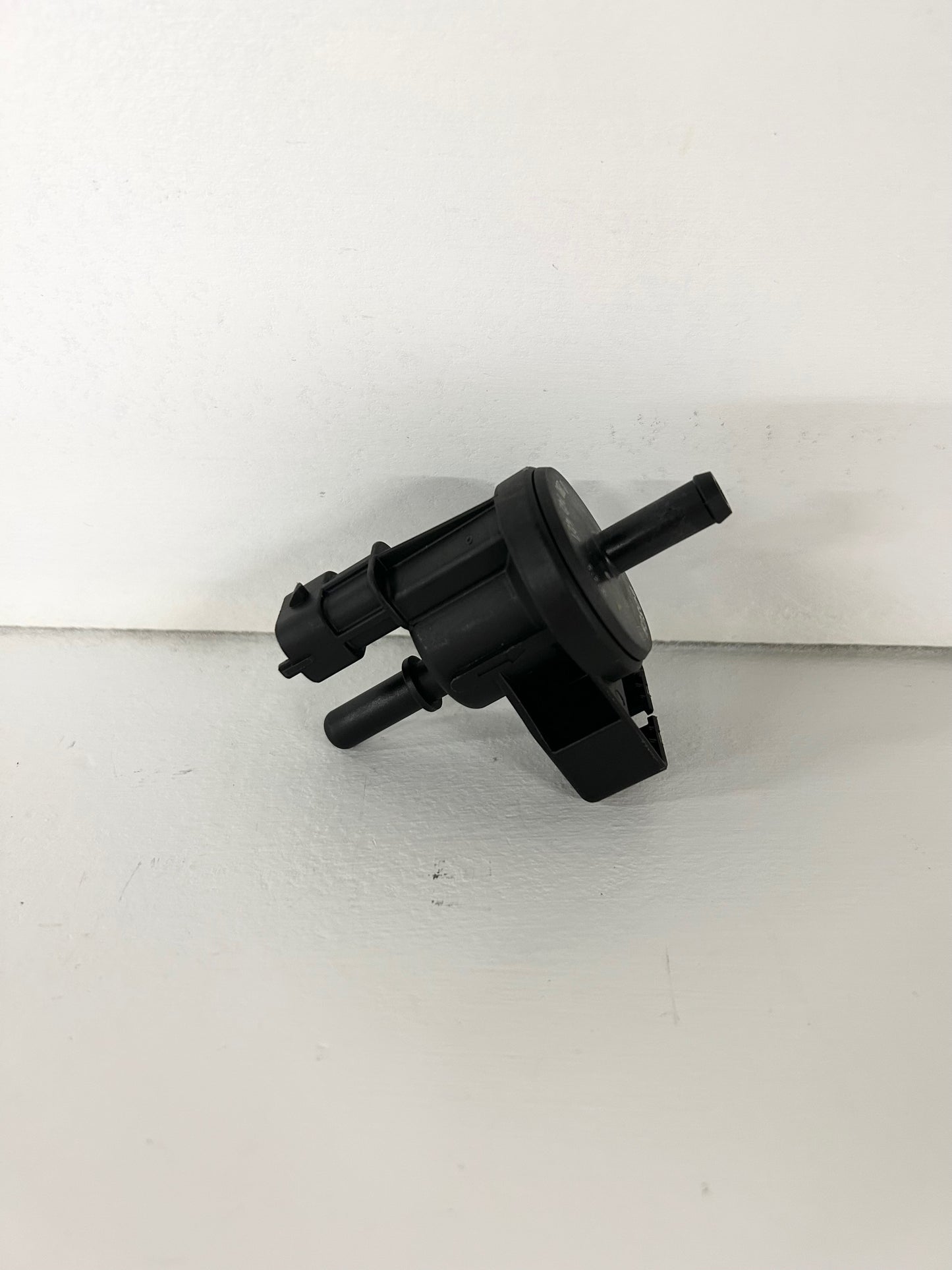 2017 2018 2019 2020 2021 2022 KTM Duke 390 fuel vent valve 90607030000 ( 001096 )