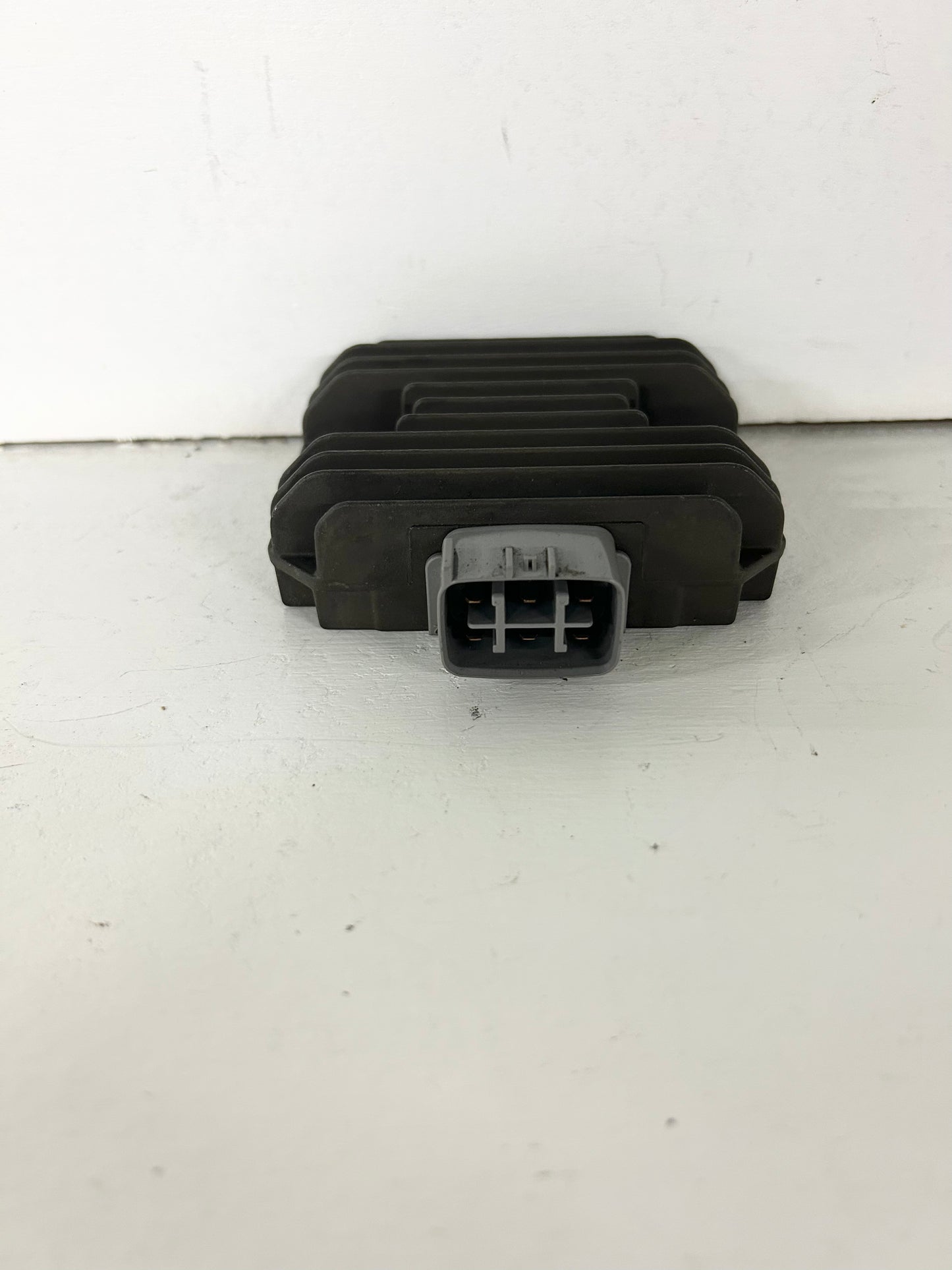2013 2014 2015 2016 2017 Kawasaki Ninja 300 rectifier voltage regulator (GM ID# 001346 )