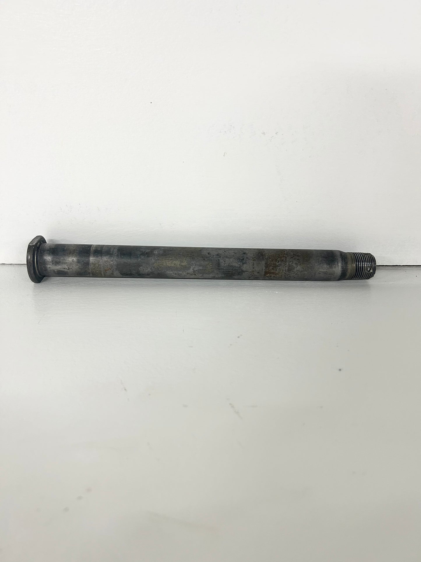 2009 2010 2011 2012 Kawasaki Kx250f rear axle 41068-1466 ( 001016 )