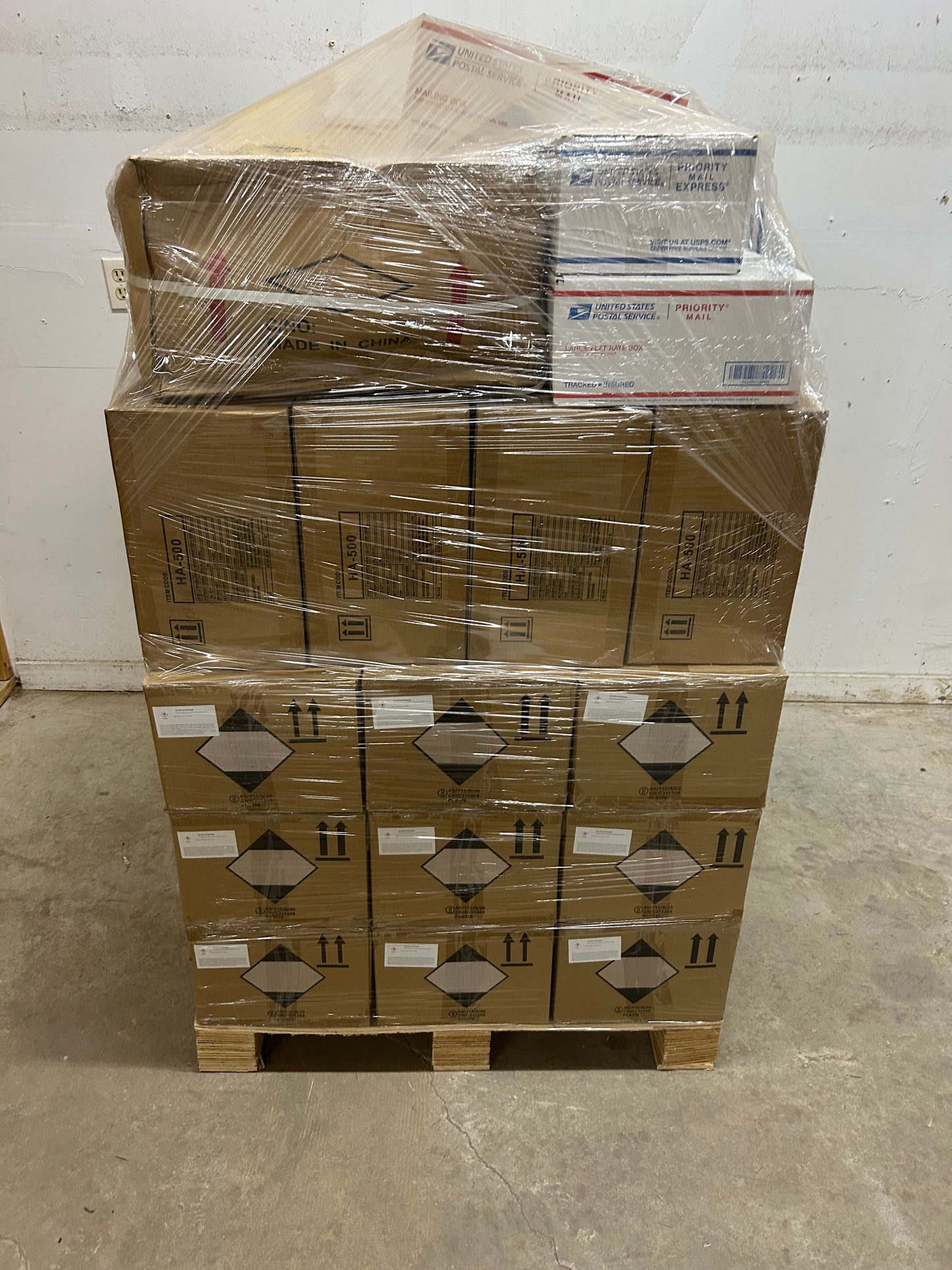 AS-IS Mixed Merchandise Pallet ( 001046 ) ( BB )