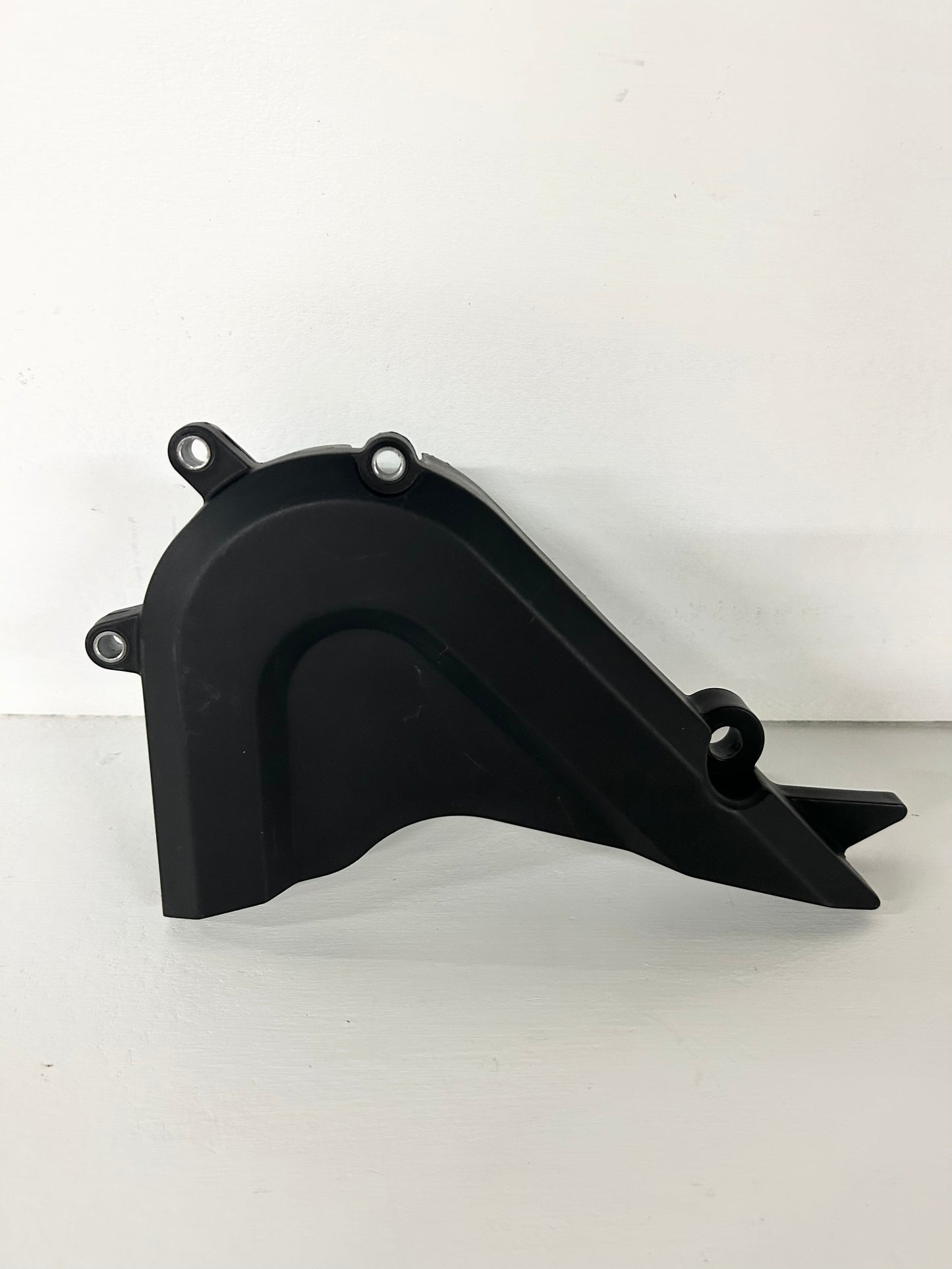 2017 2018 2019 2020 2021 2022 KTM Duke 390 front sprocket guard 90230060002 ( 001093 )