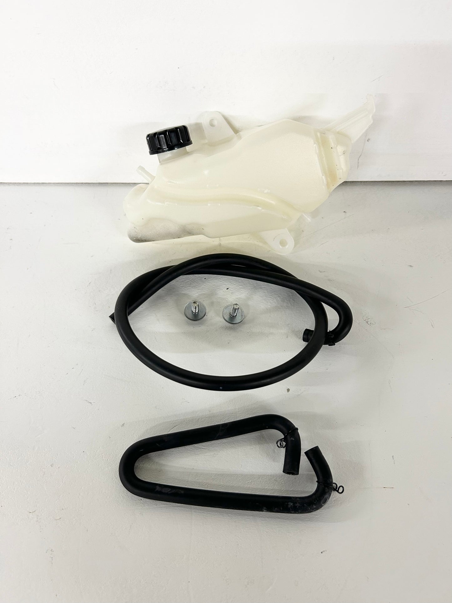 2018 2019 2020 2021 2022 Kawasaki z400 coolant reservoir ( 001196 )