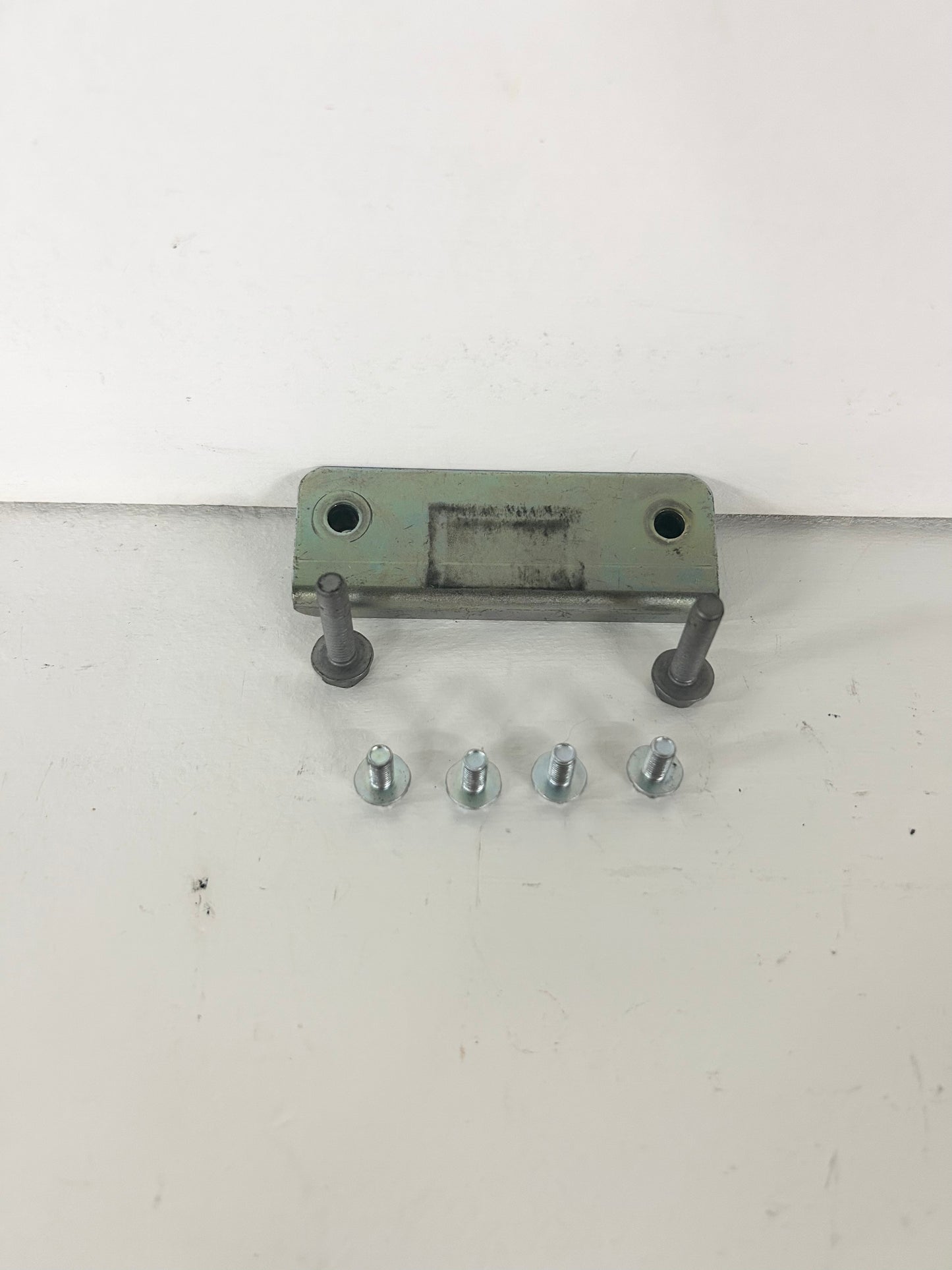 2019 2020 2021 2022 Kawasaki Ninja 400 z400 gas tank mounting piece (GM ID# C-4- 001213 -(A9) )