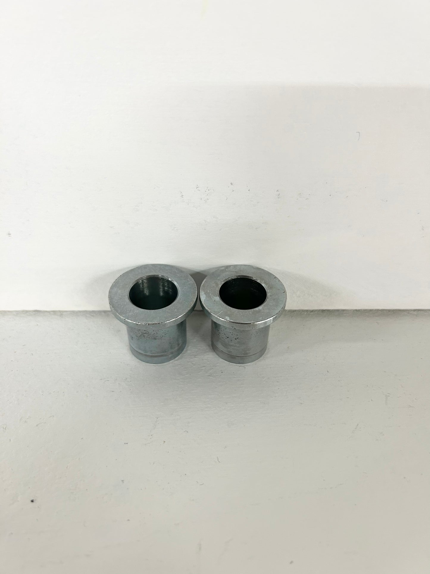 2013 2014 2015 2016 2017 Kawasaki ninja 300 front spacers 92143-1187 ( 001028 )