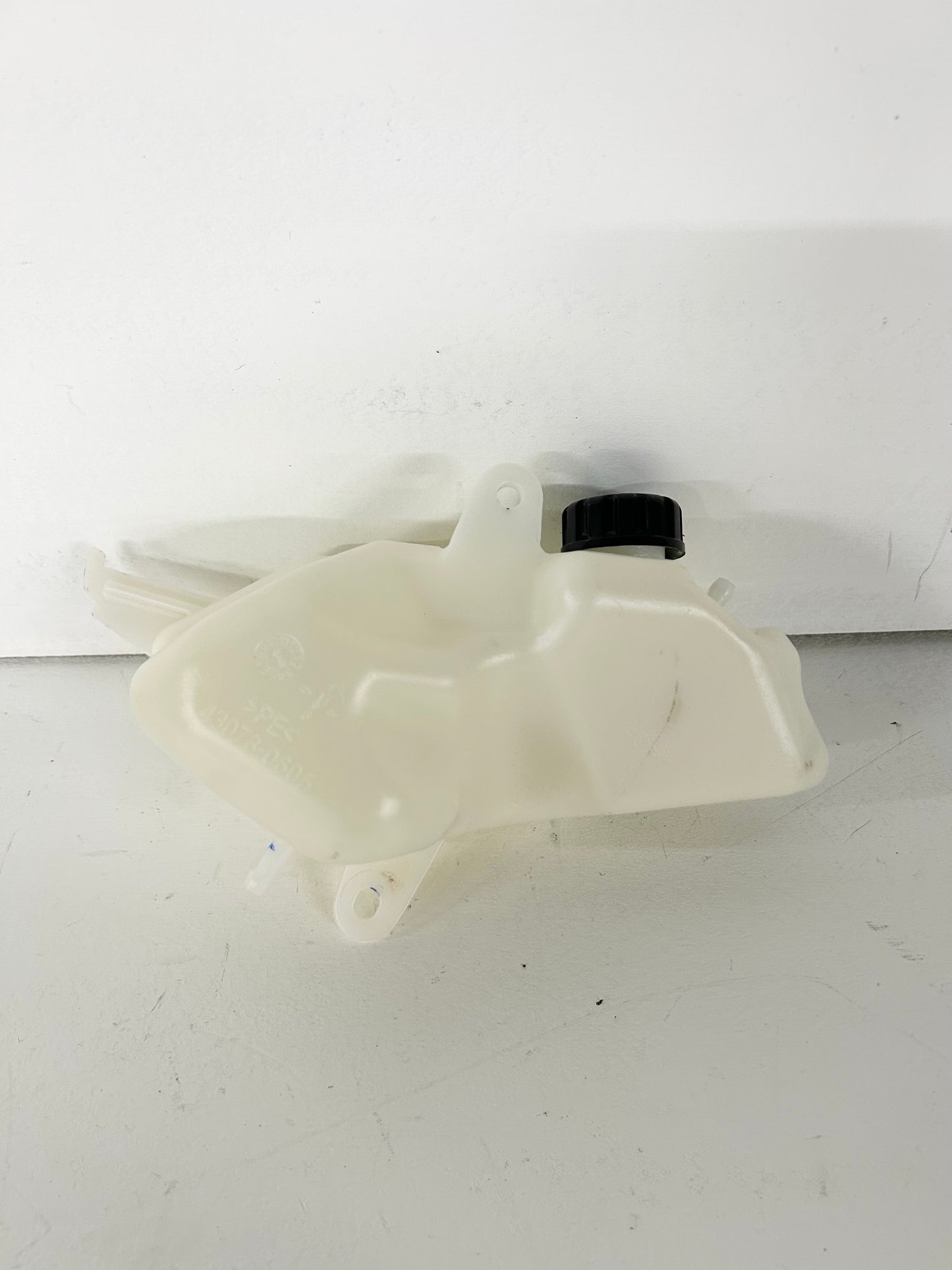 2018 2019 2020 2021 2022 Kawasaki z400 coolant reservoir ( 001196 )
