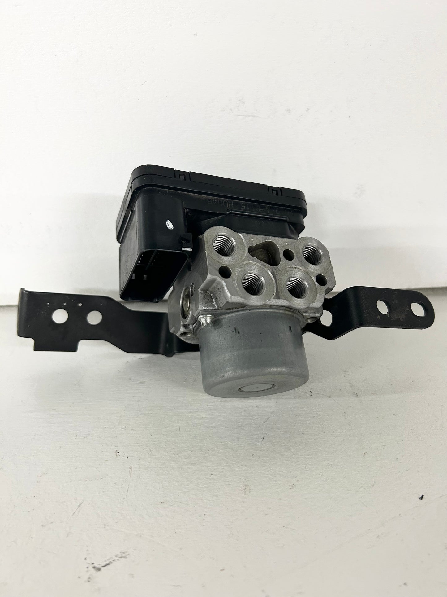 2018 2019 2020 2021 2022 Kawasaki ninja 400 z400 ABS brake module pump (GM ID# 001251 )
