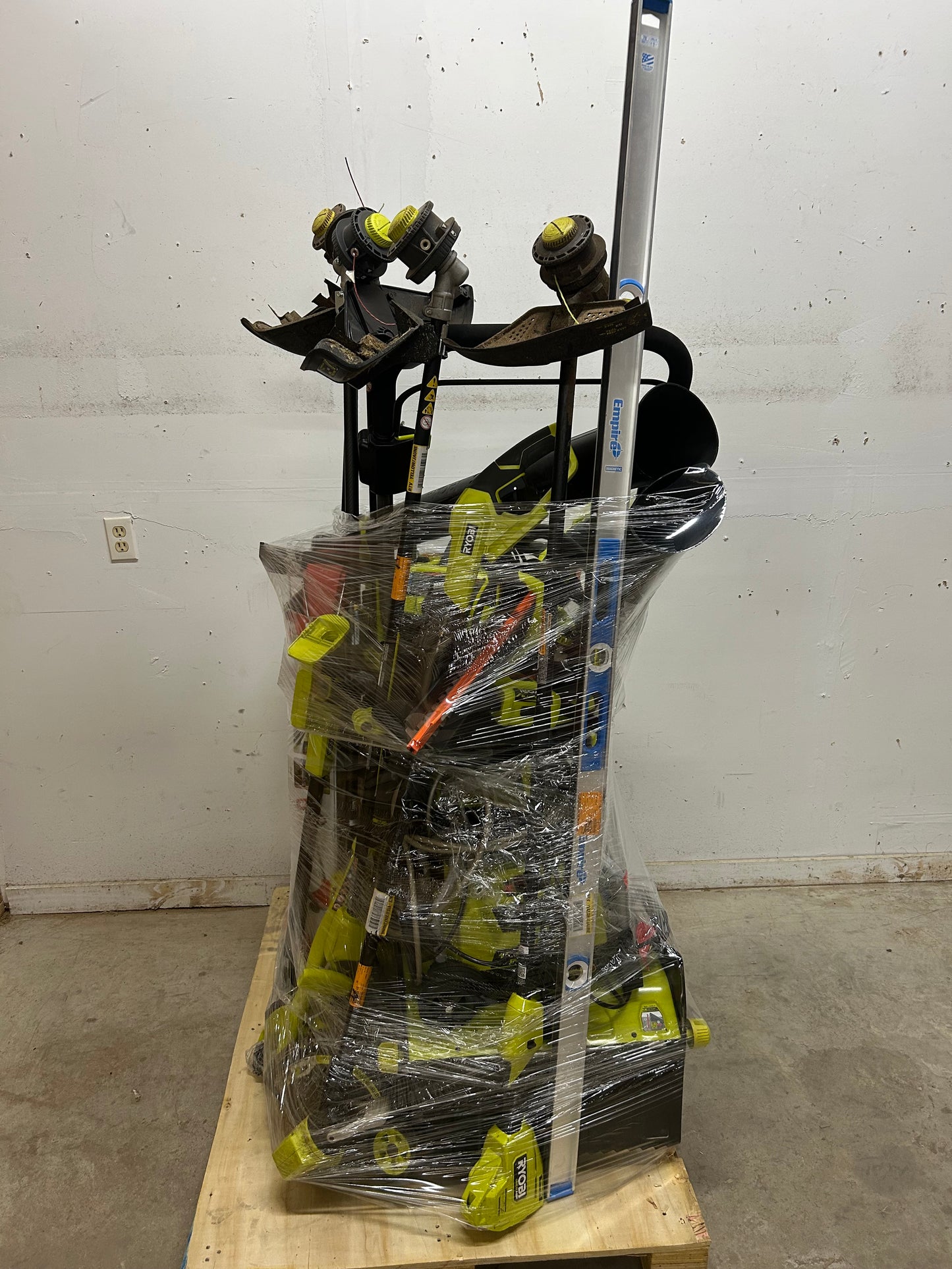 AS-IS Tool Pallet ( 001038 ) ( BB )
